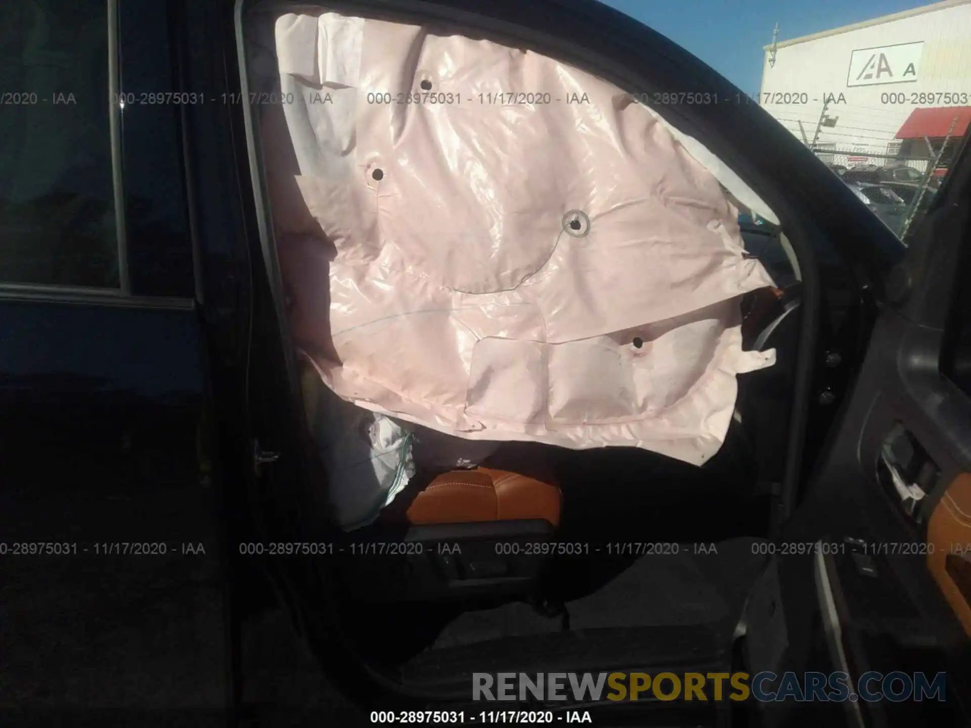 5 Photograph of a damaged car 5TFAY5F14LX924902 TOYOTA TUNDRA 4WD 2020