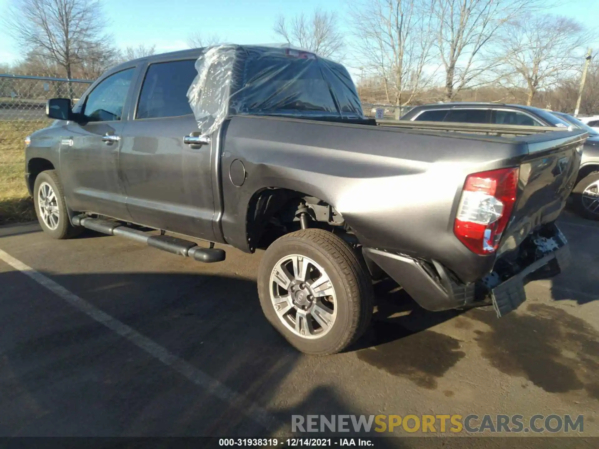 3 Photograph of a damaged car 5TFAY5F15LX913472 TOYOTA TUNDRA 4WD 2020