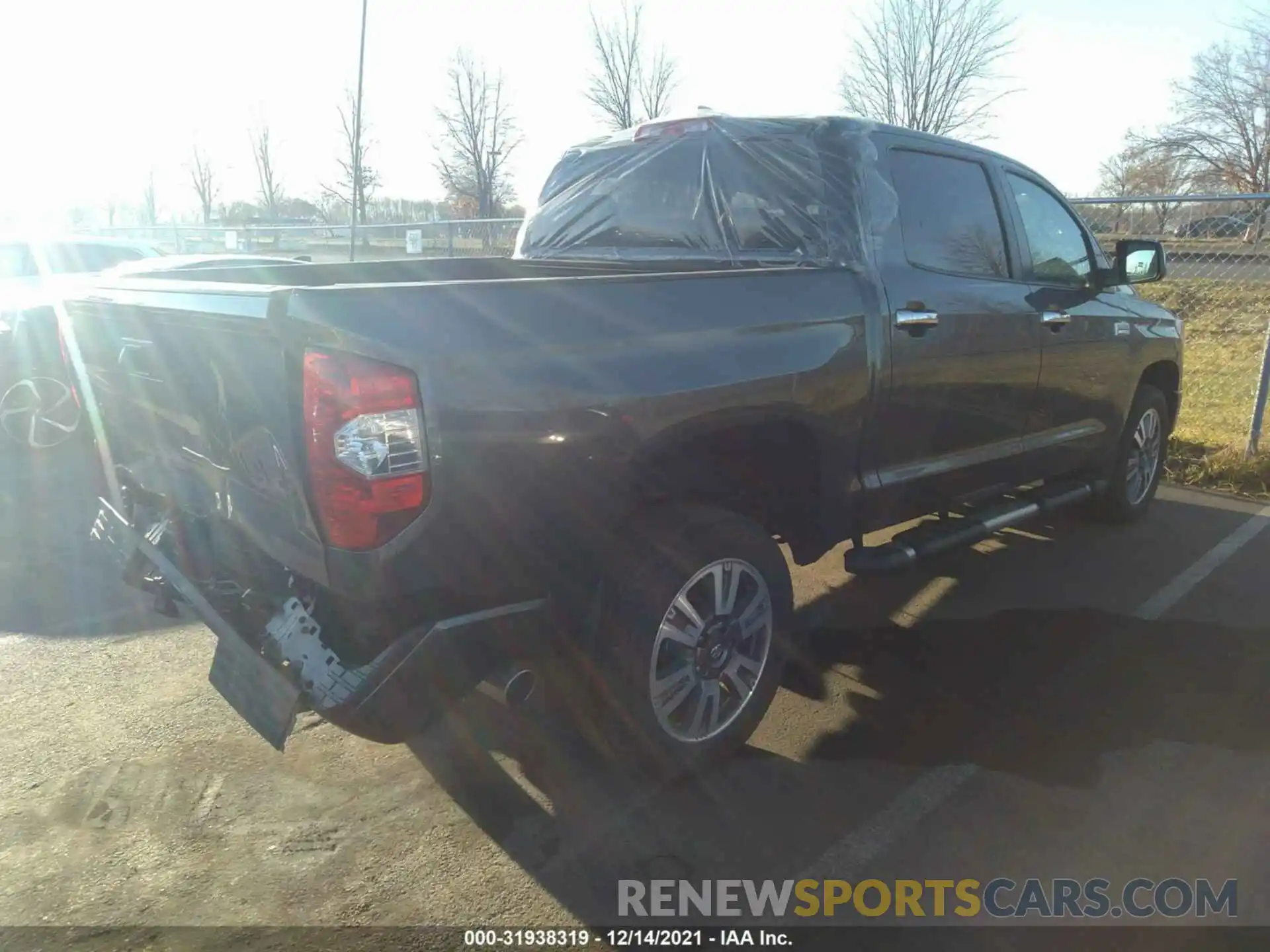 4 Photograph of a damaged car 5TFAY5F15LX913472 TOYOTA TUNDRA 4WD 2020