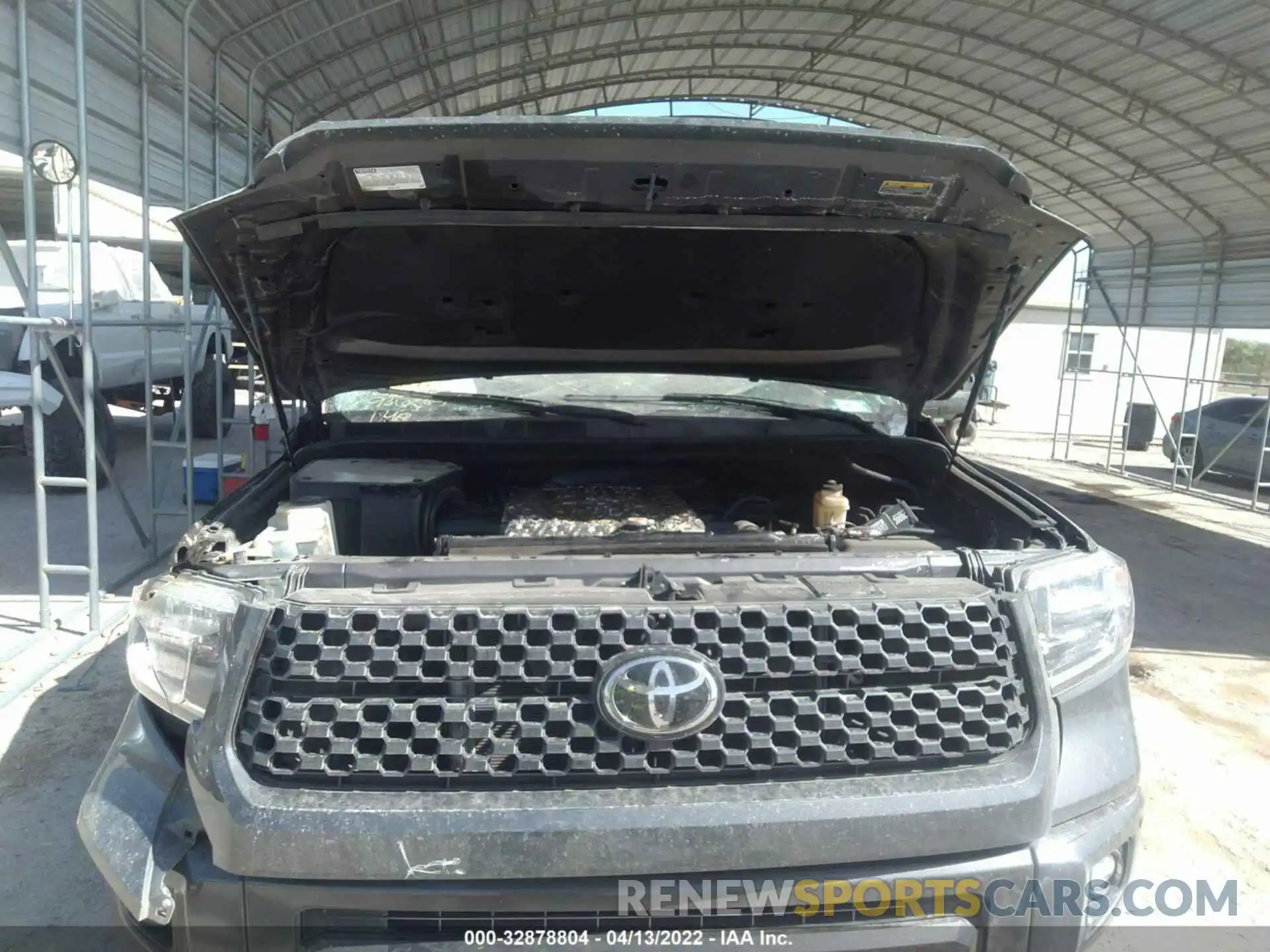 10 Photograph of a damaged car 5TFAY5F15LX936539 TOYOTA TUNDRA 4WD 2020