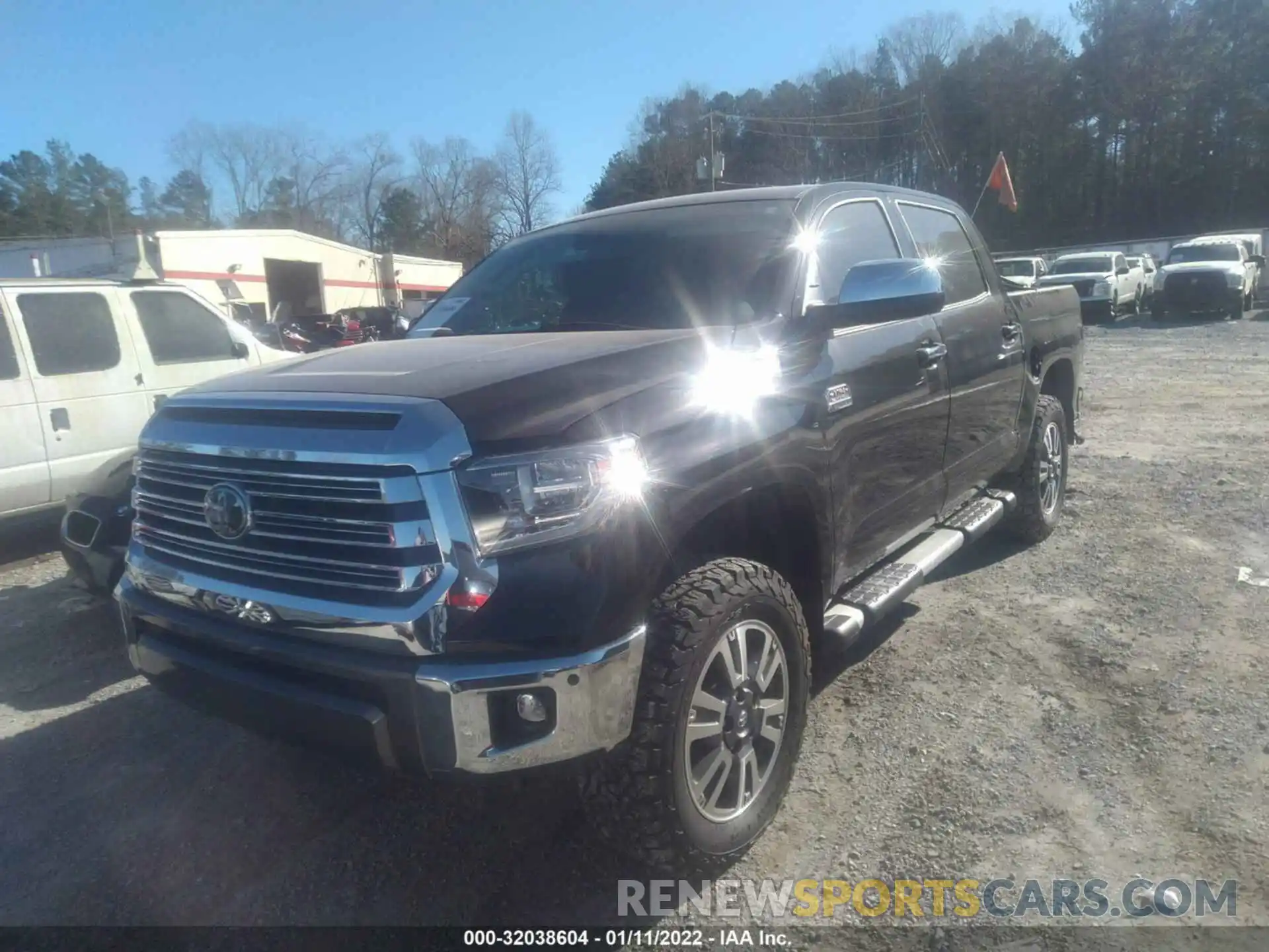 2 Photograph of a damaged car 5TFAY5F16LX873337 TOYOTA TUNDRA 4WD 2020