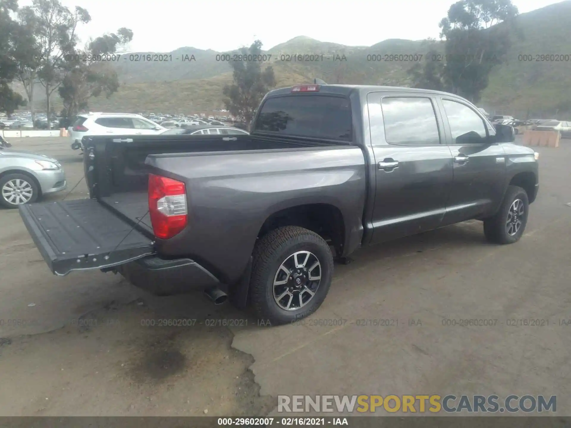 4 Photograph of a damaged car 5TFAY5F17LX886632 TOYOTA TUNDRA 4WD 2020