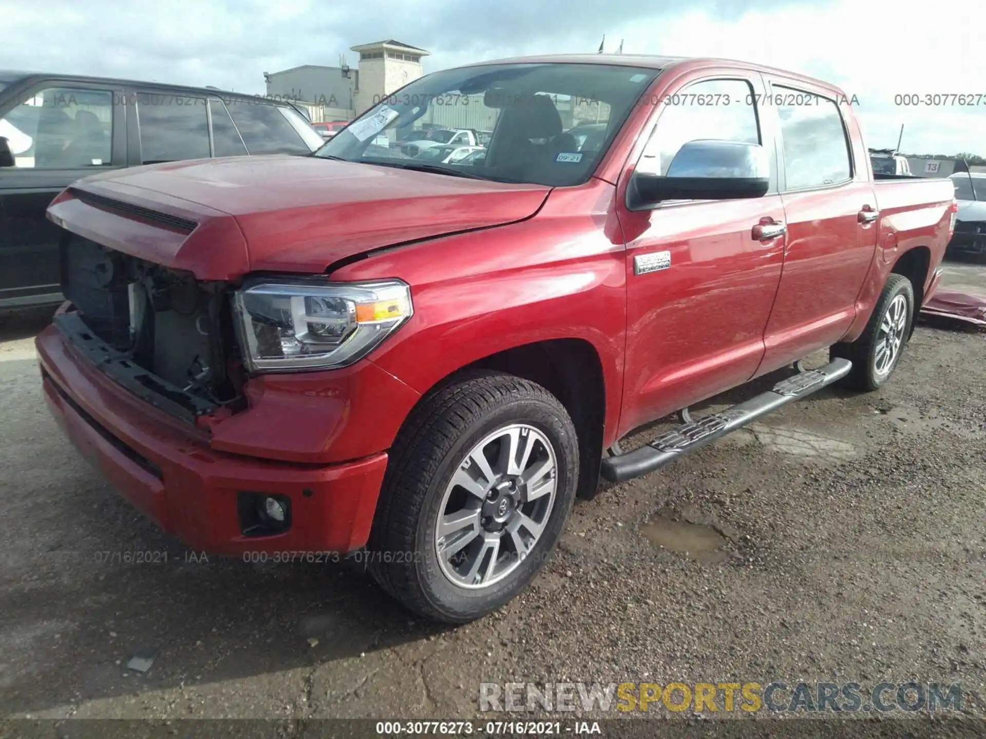 2 Photograph of a damaged car 5TFAY5F19LX871033 TOYOTA TUNDRA 4WD 2020