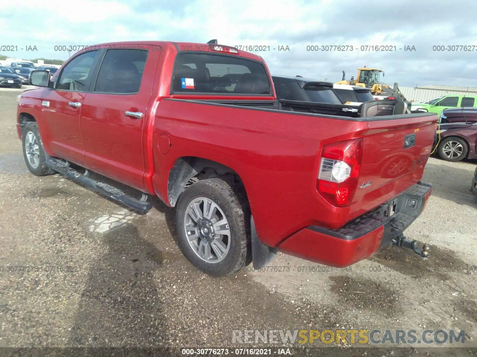 3 Photograph of a damaged car 5TFAY5F19LX871033 TOYOTA TUNDRA 4WD 2020