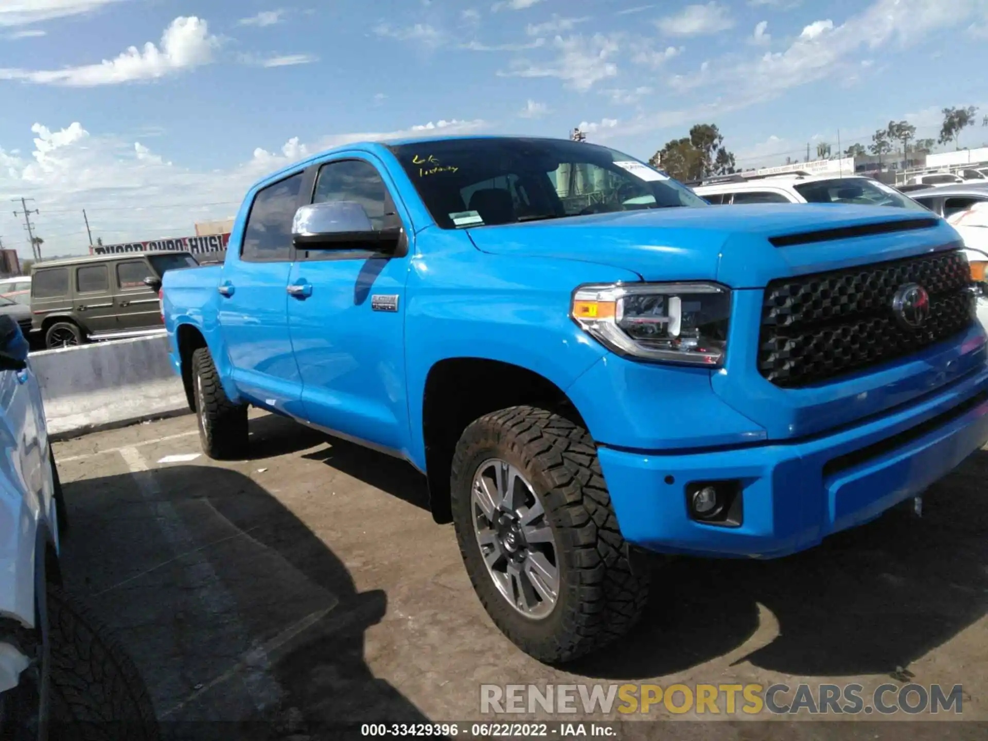 1 Photograph of a damaged car 5TFAY5F1XLX898323 TOYOTA TUNDRA 4WD 2020