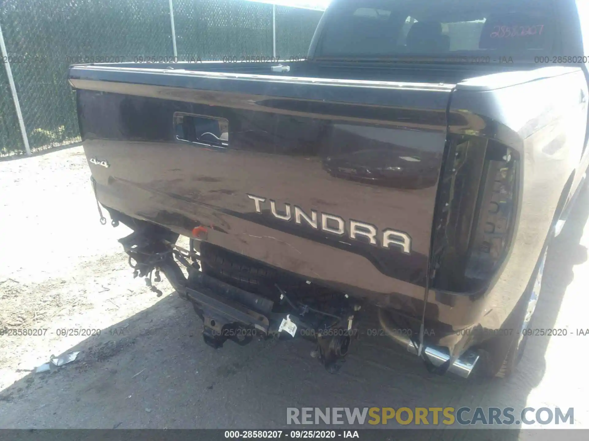 6 Photograph of a damaged car 5TFAY5F1XLX928968 TOYOTA TUNDRA 4WD 2020