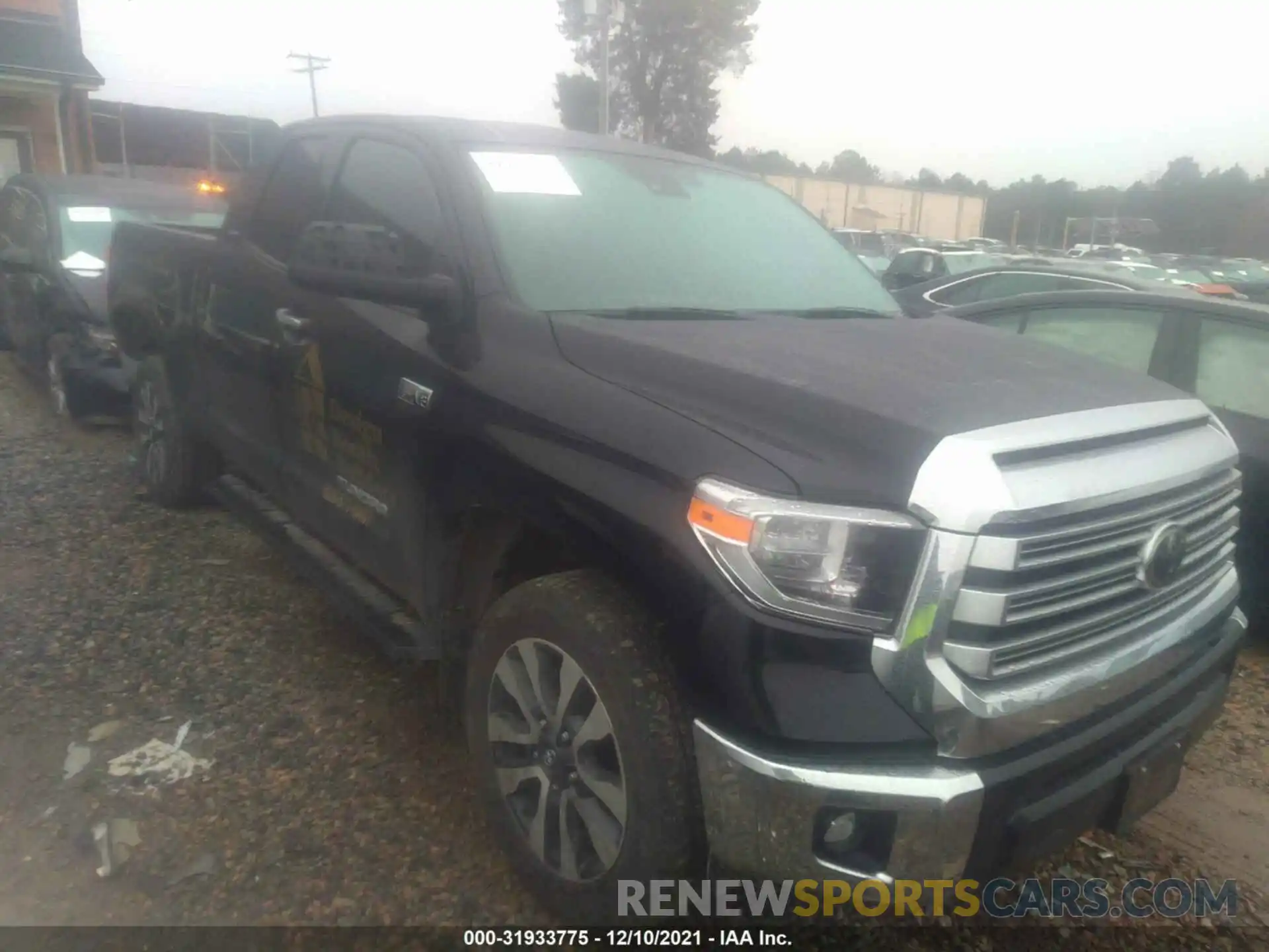 1 Photograph of a damaged car 5TFBY5F14LX939663 TOYOTA TUNDRA 4WD 2020