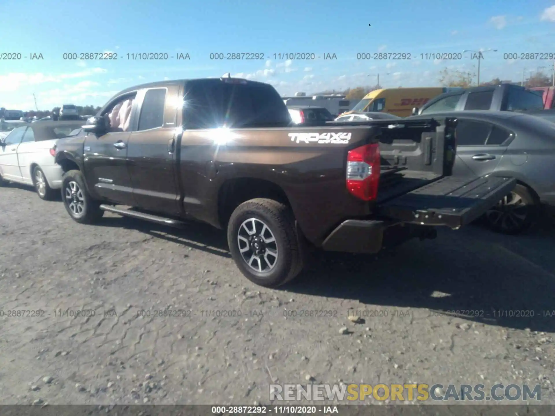 3 Photograph of a damaged car 5TFBY5F15LX883636 TOYOTA TUNDRA 4WD 2020