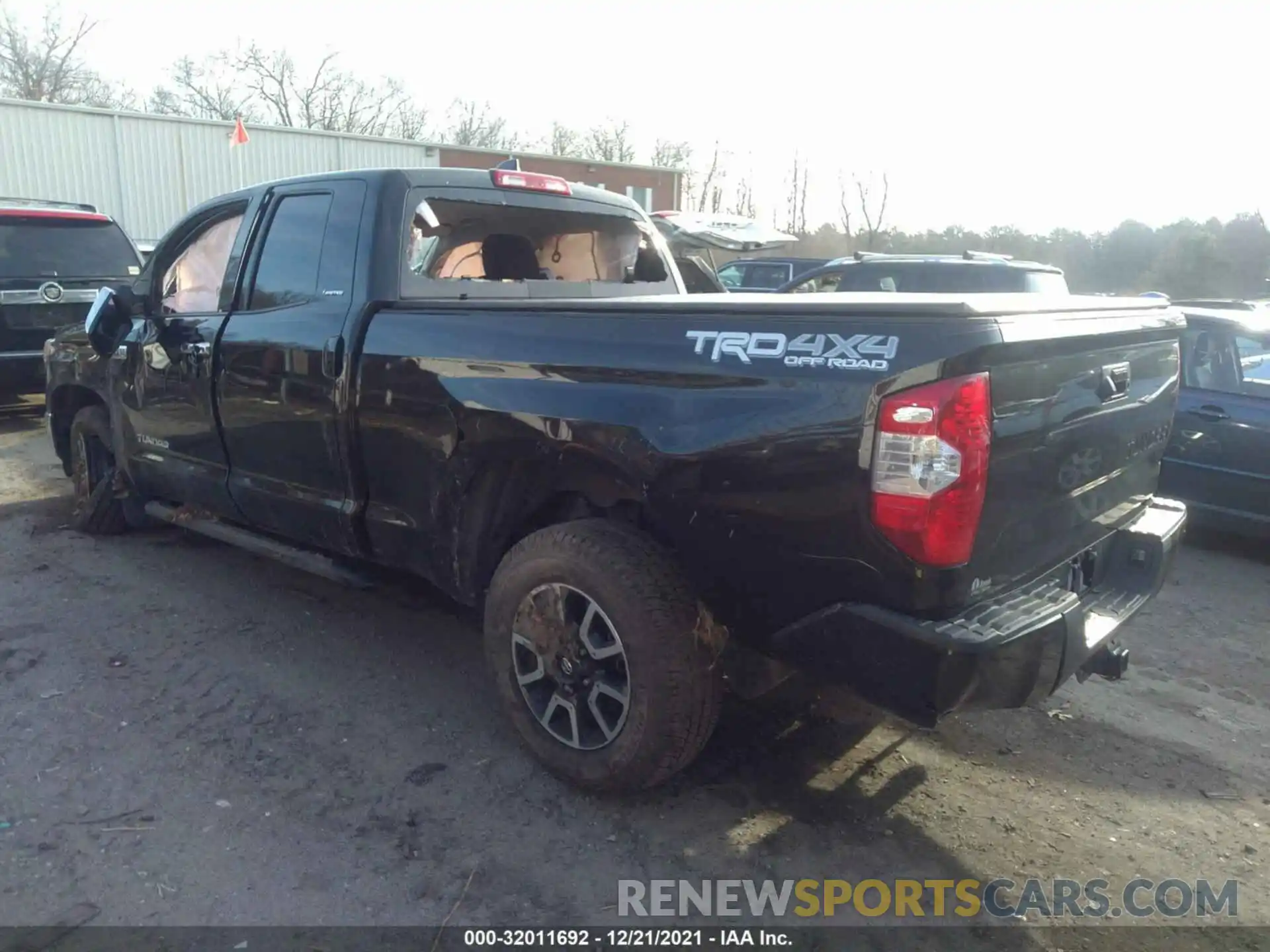 3 Photograph of a damaged car 5TFBY5F15LX921883 TOYOTA TUNDRA 4WD 2020