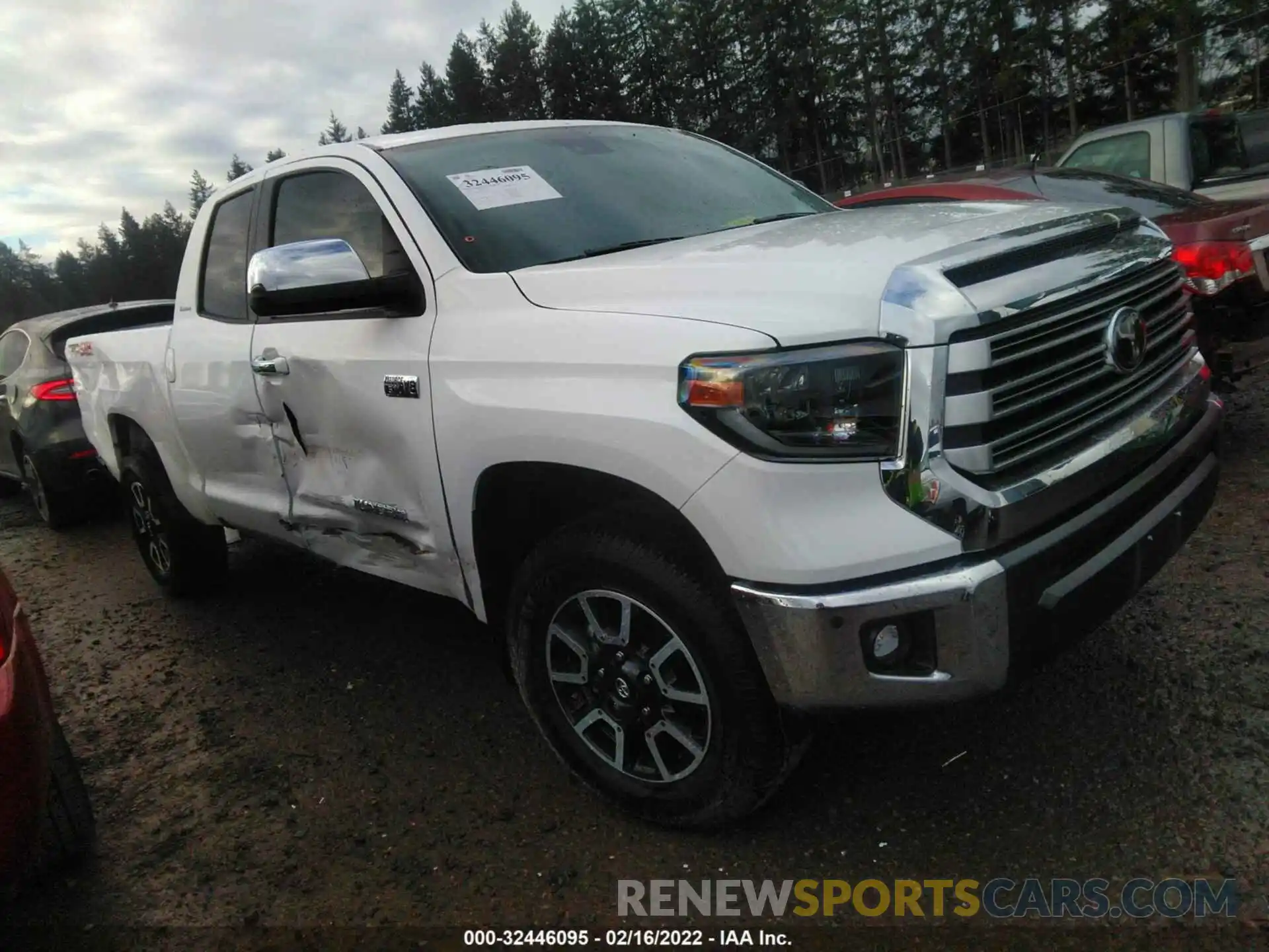 1 Photograph of a damaged car 5TFBY5F16LX888652 TOYOTA TUNDRA 4WD 2020