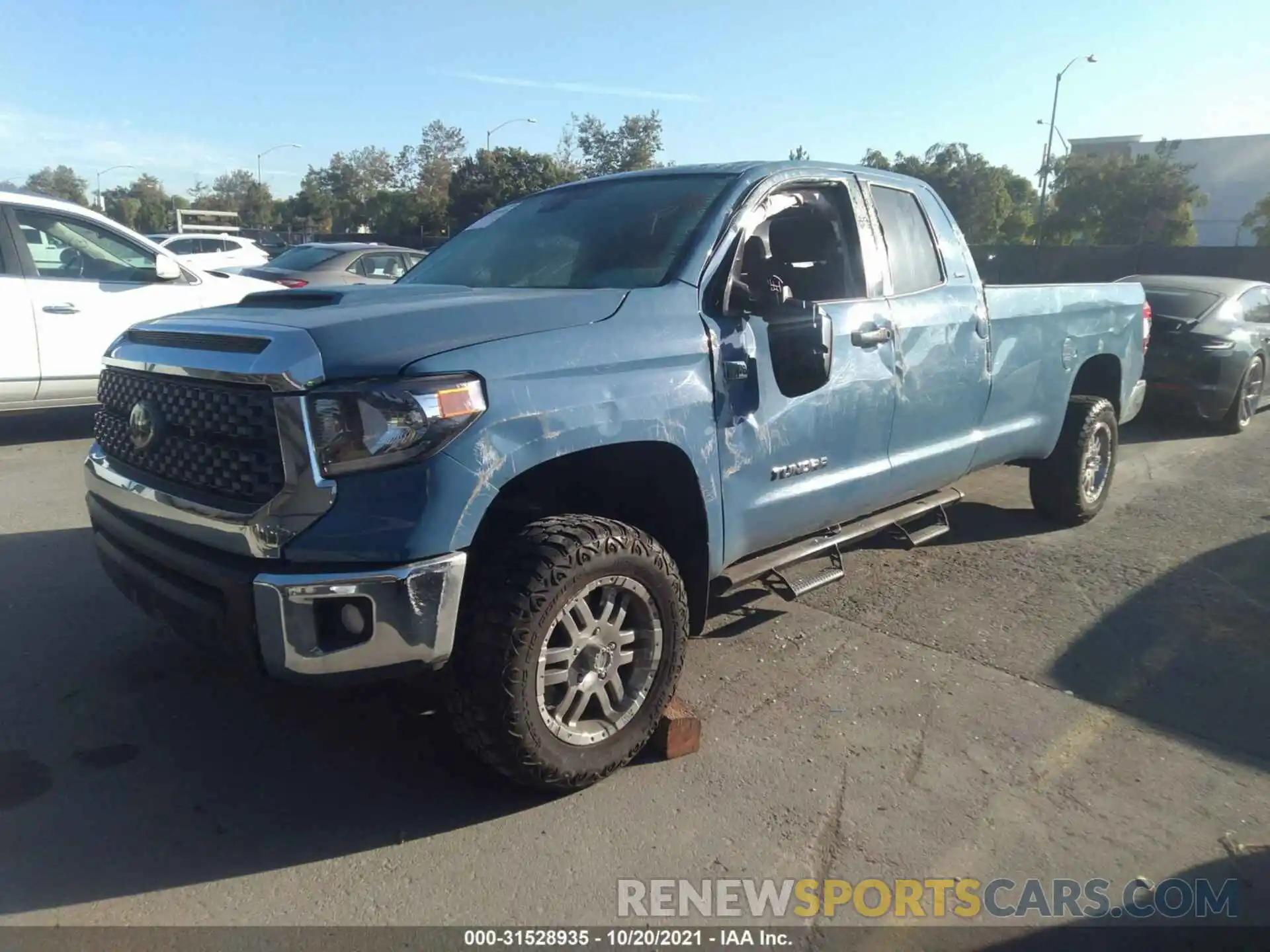 2 Photograph of a damaged car 5TFCY5F13LX026378 TOYOTA TUNDRA 4WD 2020