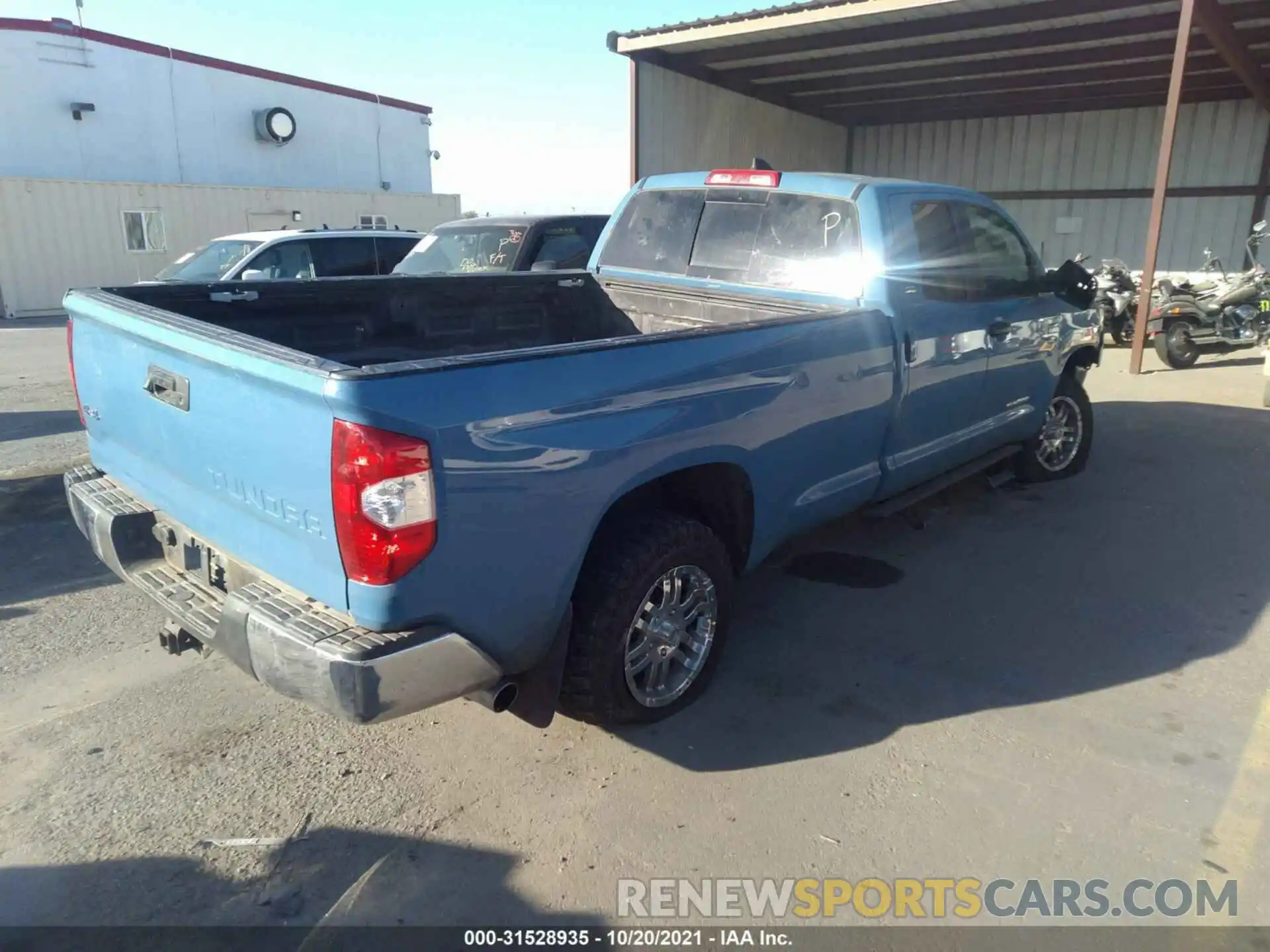 4 Photograph of a damaged car 5TFCY5F13LX026378 TOYOTA TUNDRA 4WD 2020