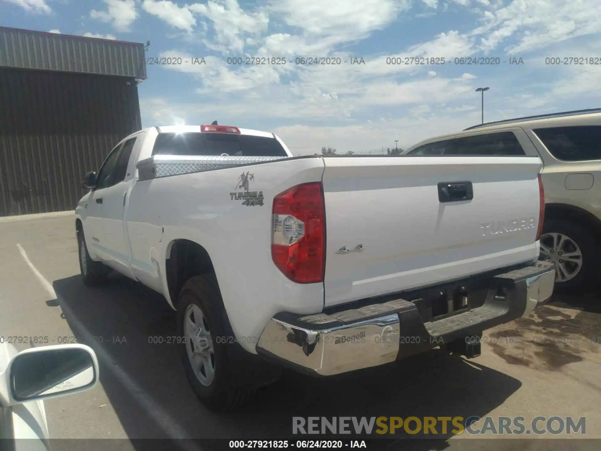 3 Photograph of a damaged car 5TFCY5F14LX026325 TOYOTA TUNDRA 4WD 2020