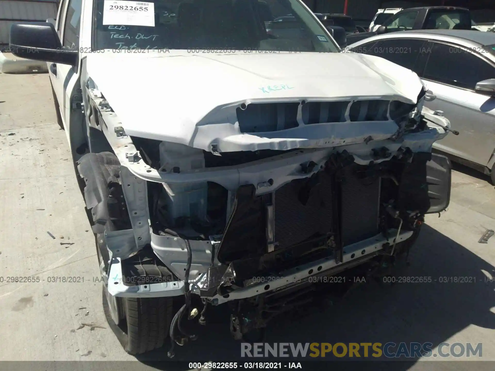6 Фотография поврежденного автомобиля 5TFCY5F17LX025704 TOYOTA TUNDRA 4WD 2020