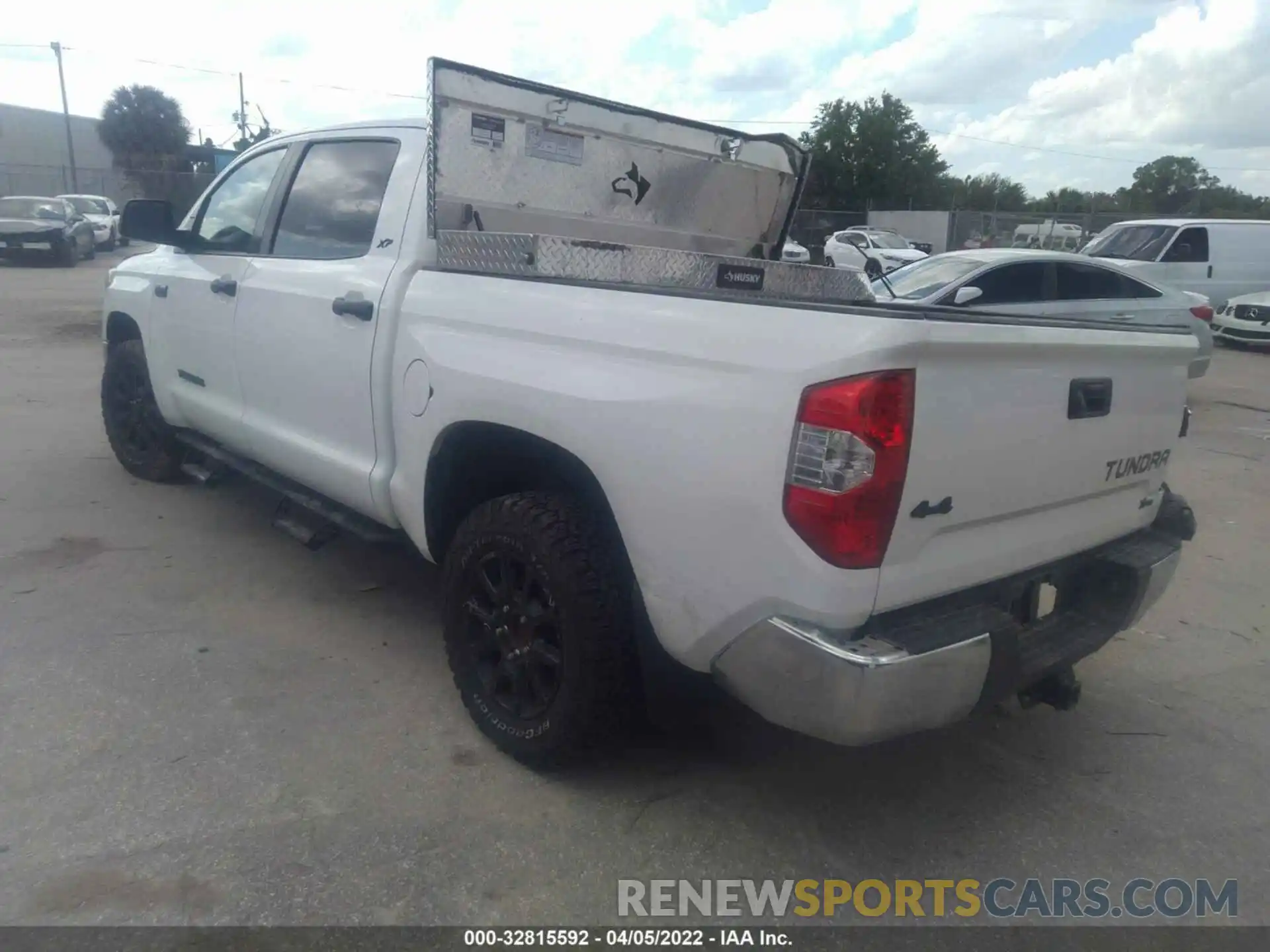 3 Photograph of a damaged car 5TFDY5F10LX920231 TOYOTA TUNDRA 4WD 2020