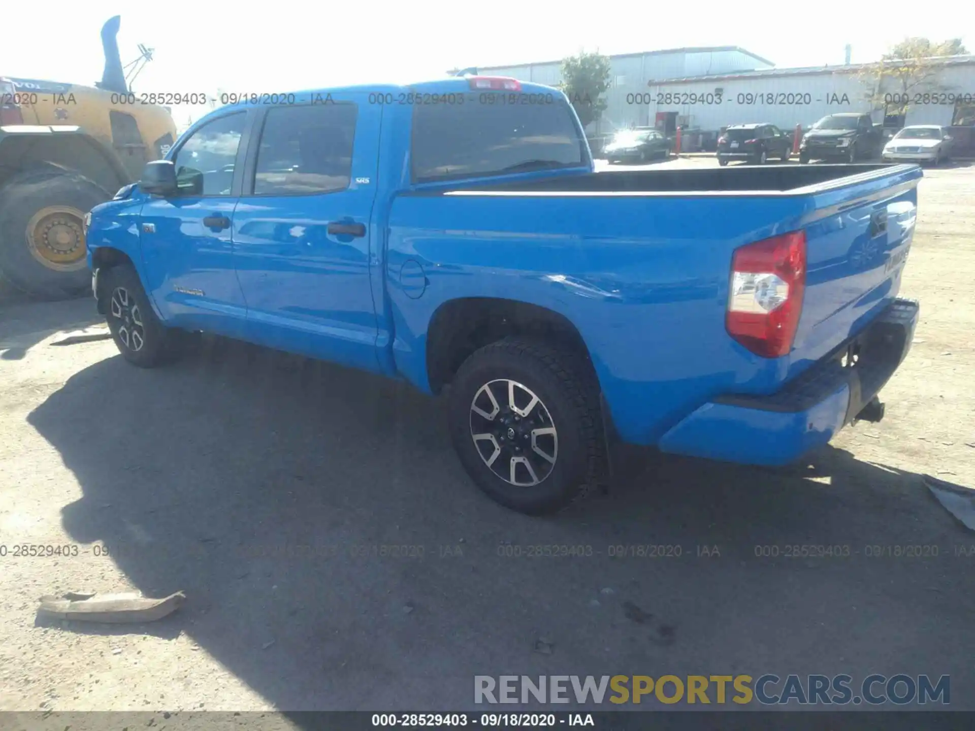 3 Photograph of a damaged car 5TFDY5F10LX922349 TOYOTA TUNDRA 4WD 2020