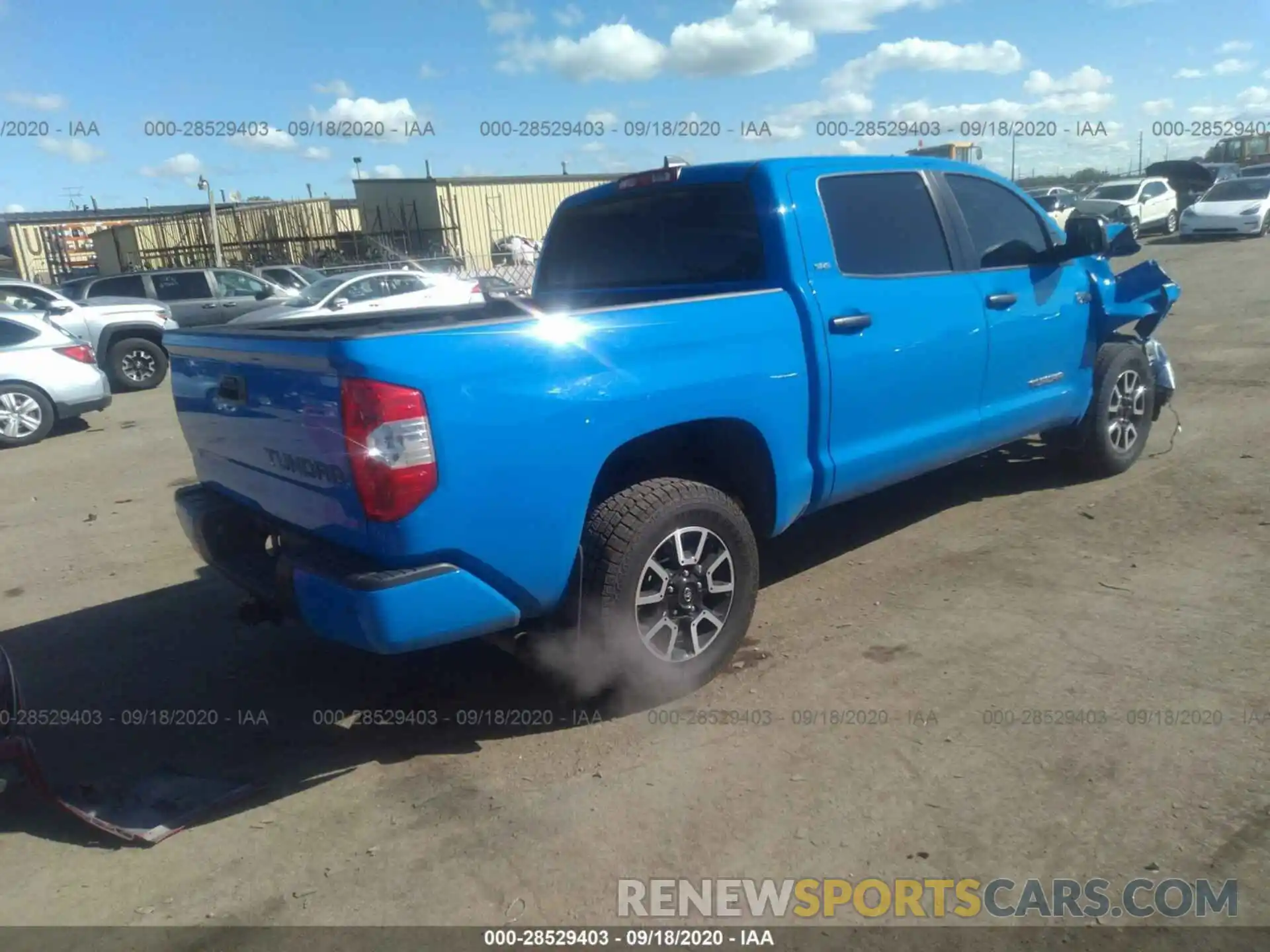 4 Фотография поврежденного автомобиля 5TFDY5F10LX922349 TOYOTA TUNDRA 4WD 2020