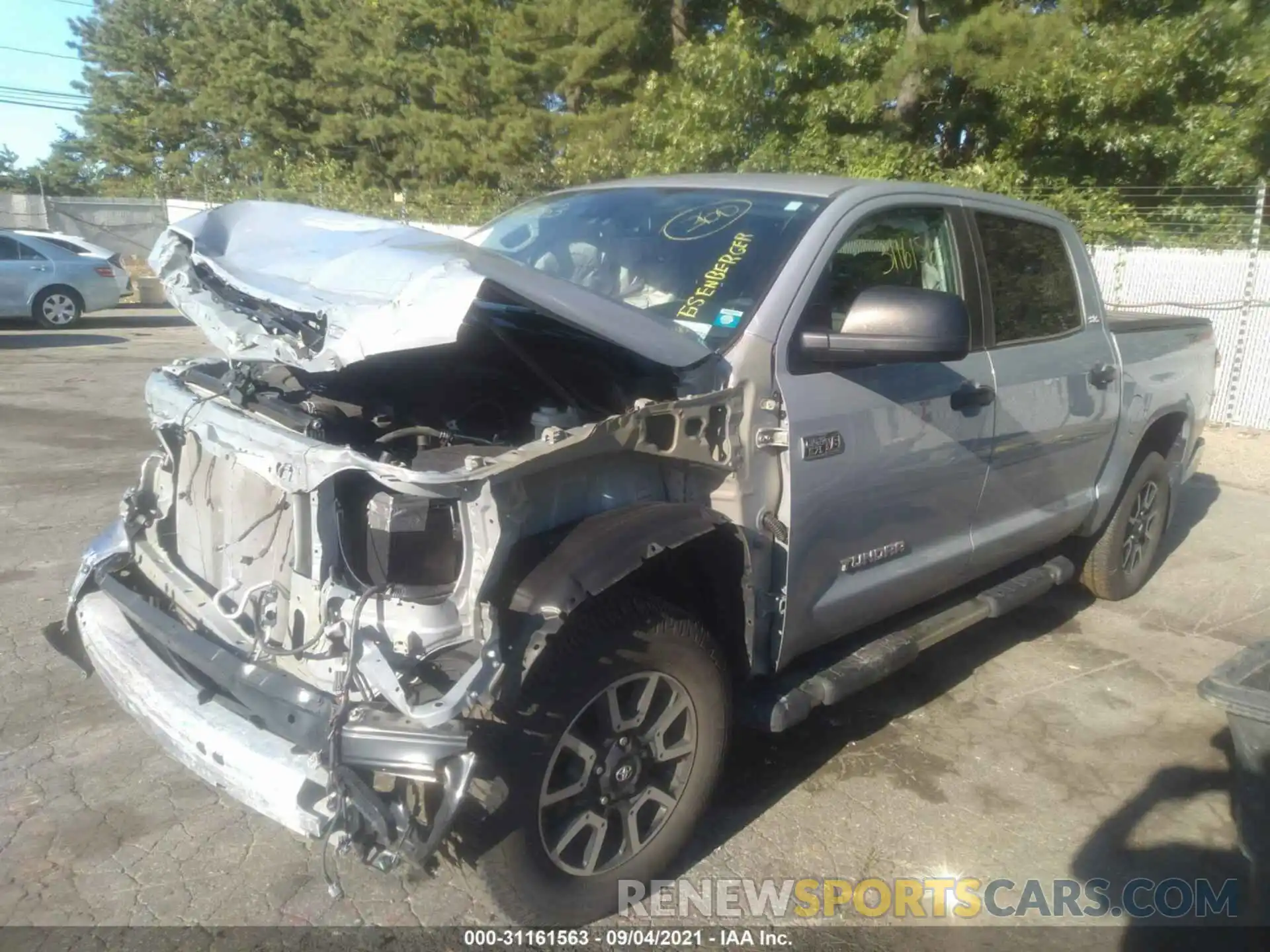 2 Photograph of a damaged car 5TFDY5F10LX927244 TOYOTA TUNDRA 4WD 2020