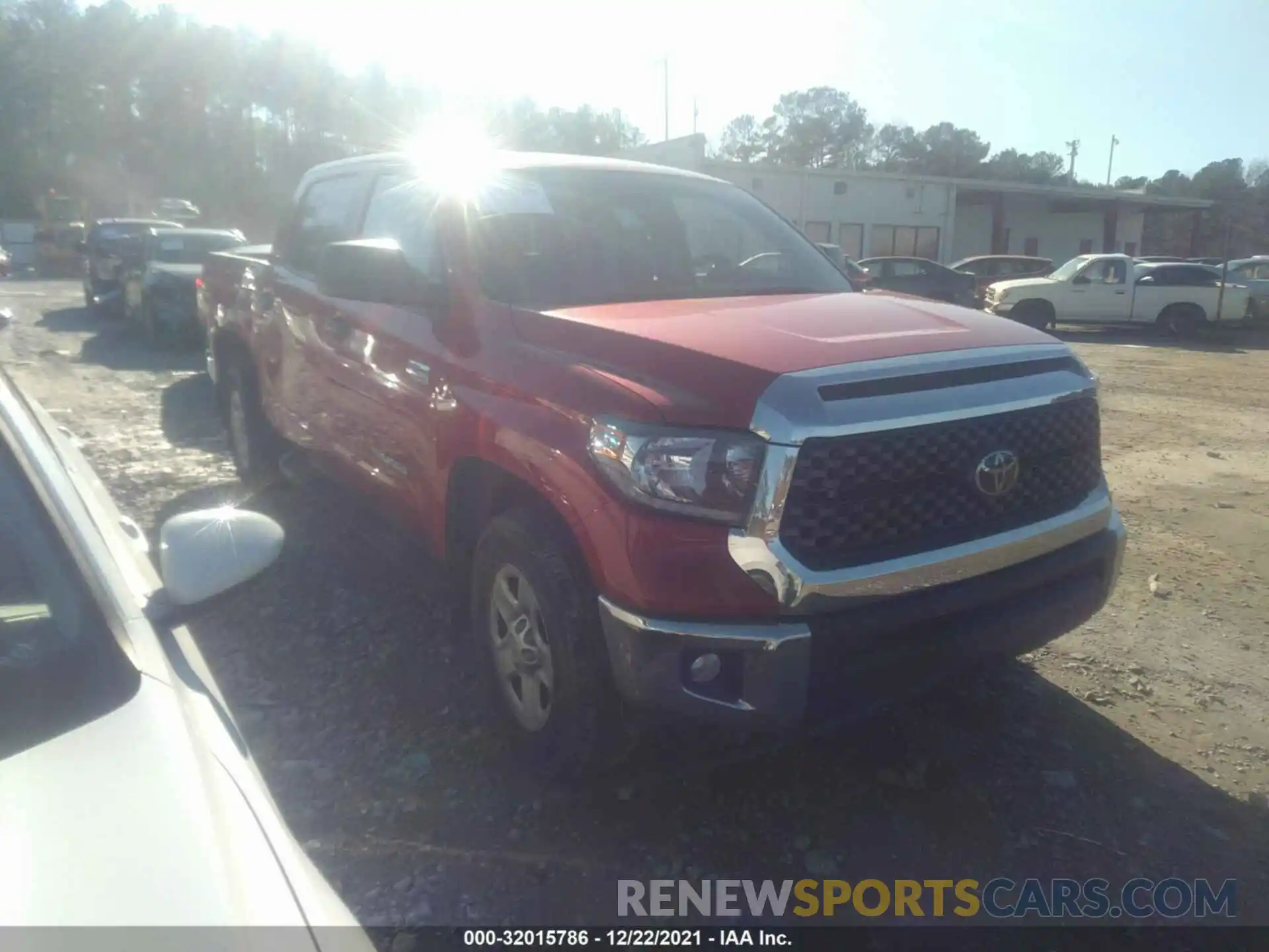 1 Photograph of a damaged car 5TFDY5F10LX932511 TOYOTA TUNDRA 4WD 2020