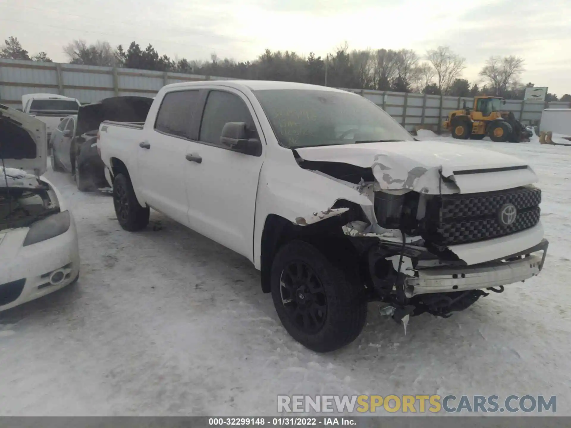 1 Photograph of a damaged car 5TFDY5F10LX933867 TOYOTA TUNDRA 4WD 2020