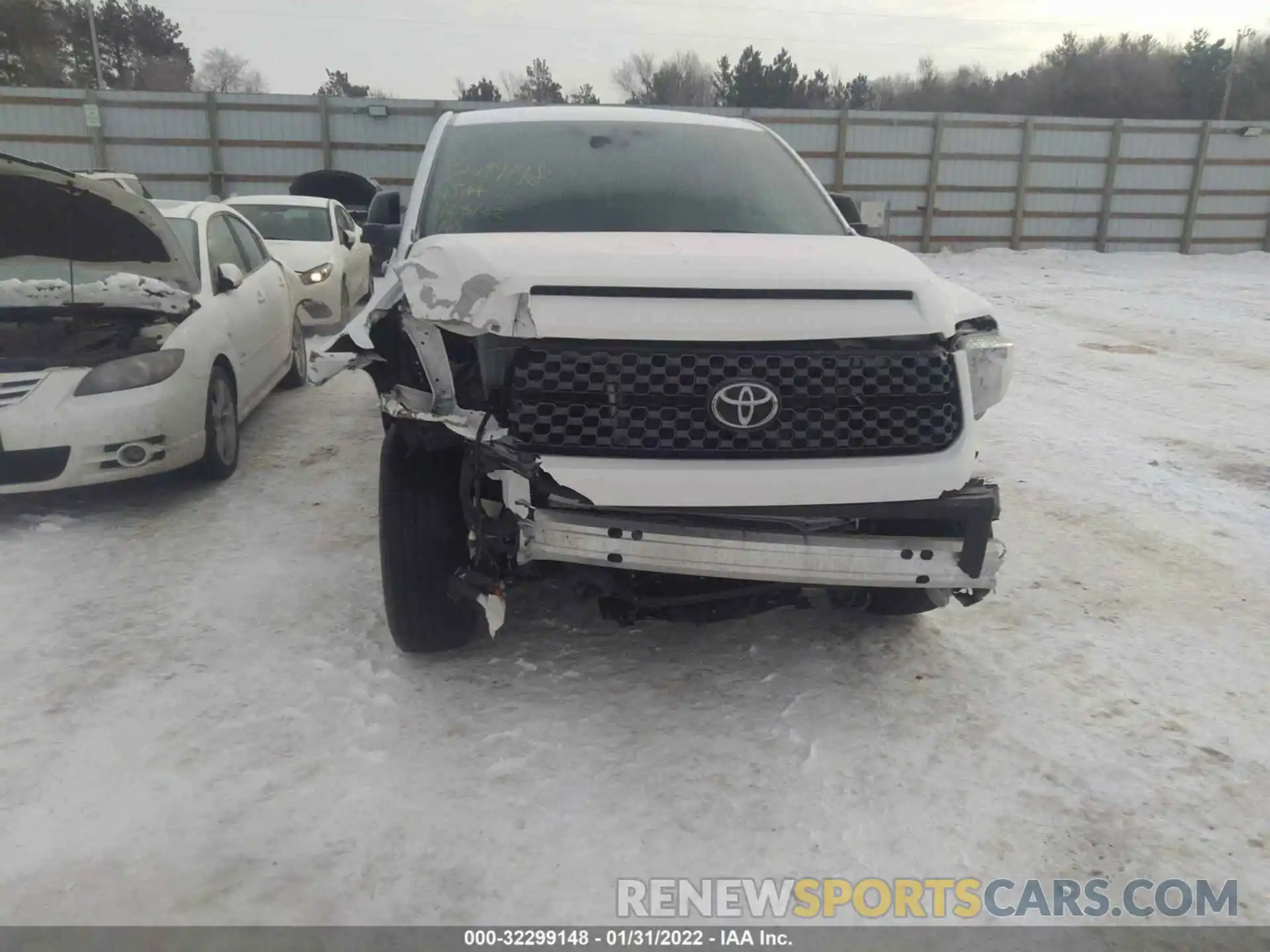 6 Photograph of a damaged car 5TFDY5F10LX933867 TOYOTA TUNDRA 4WD 2020