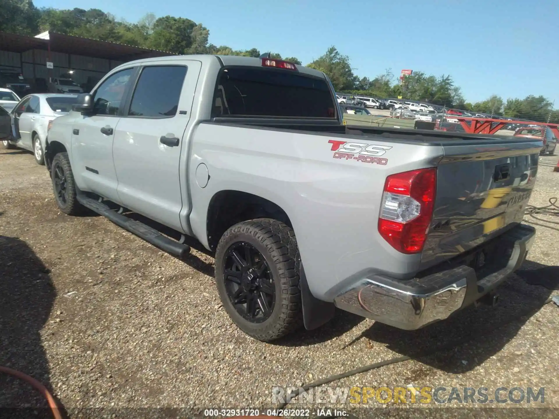 3 Photograph of a damaged car 5TFDY5F10LX936154 TOYOTA TUNDRA 4WD 2020