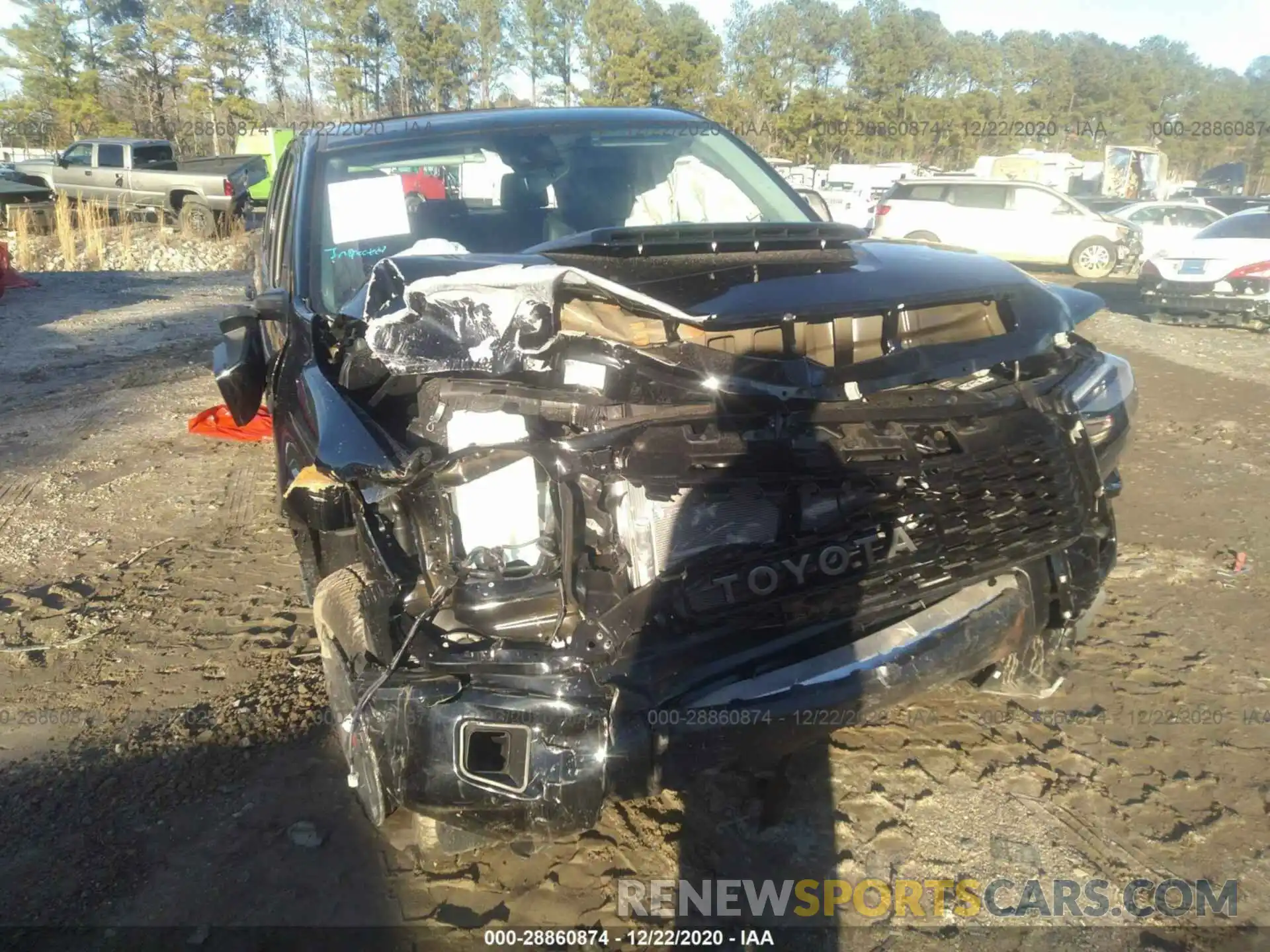 6 Photograph of a damaged car 5TFDY5F10LX942035 TOYOTA TUNDRA 4WD 2020