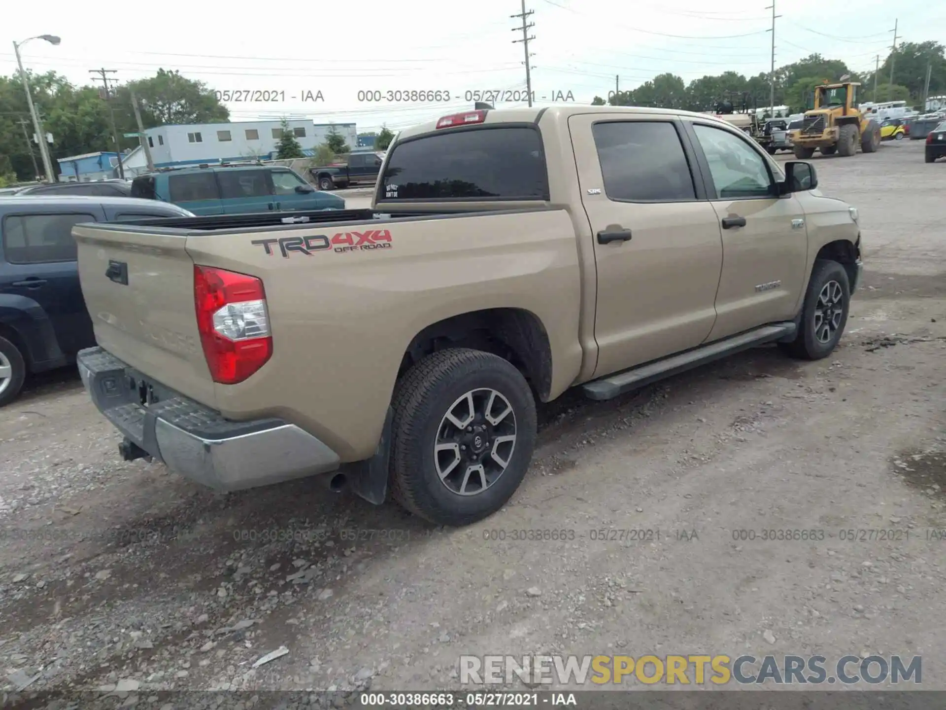 4 Photograph of a damaged car 5TFDY5F11LX872268 TOYOTA TUNDRA 4WD 2020