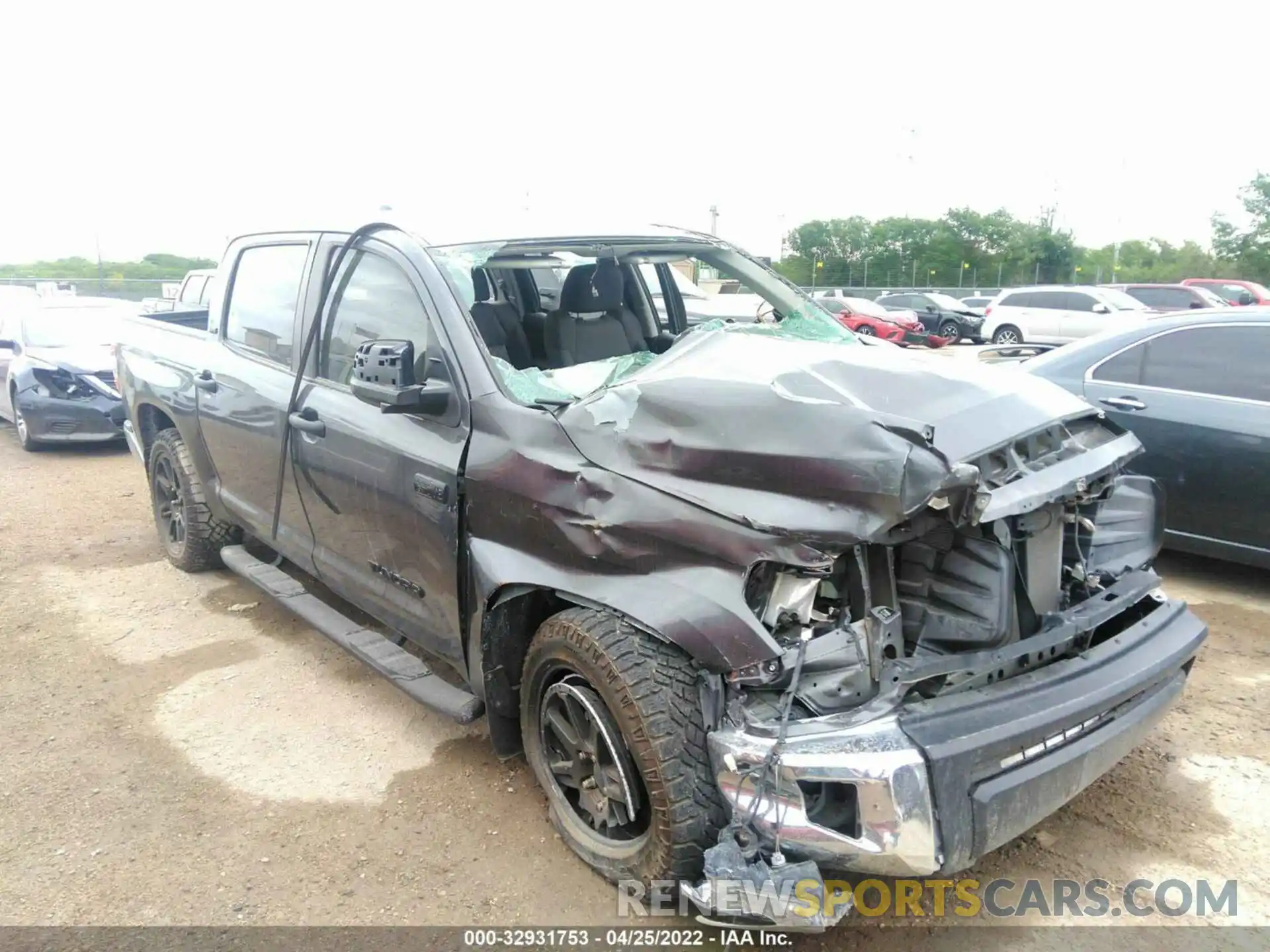 1 Photograph of a damaged car 5TFDY5F11LX872318 TOYOTA TUNDRA 4WD 2020