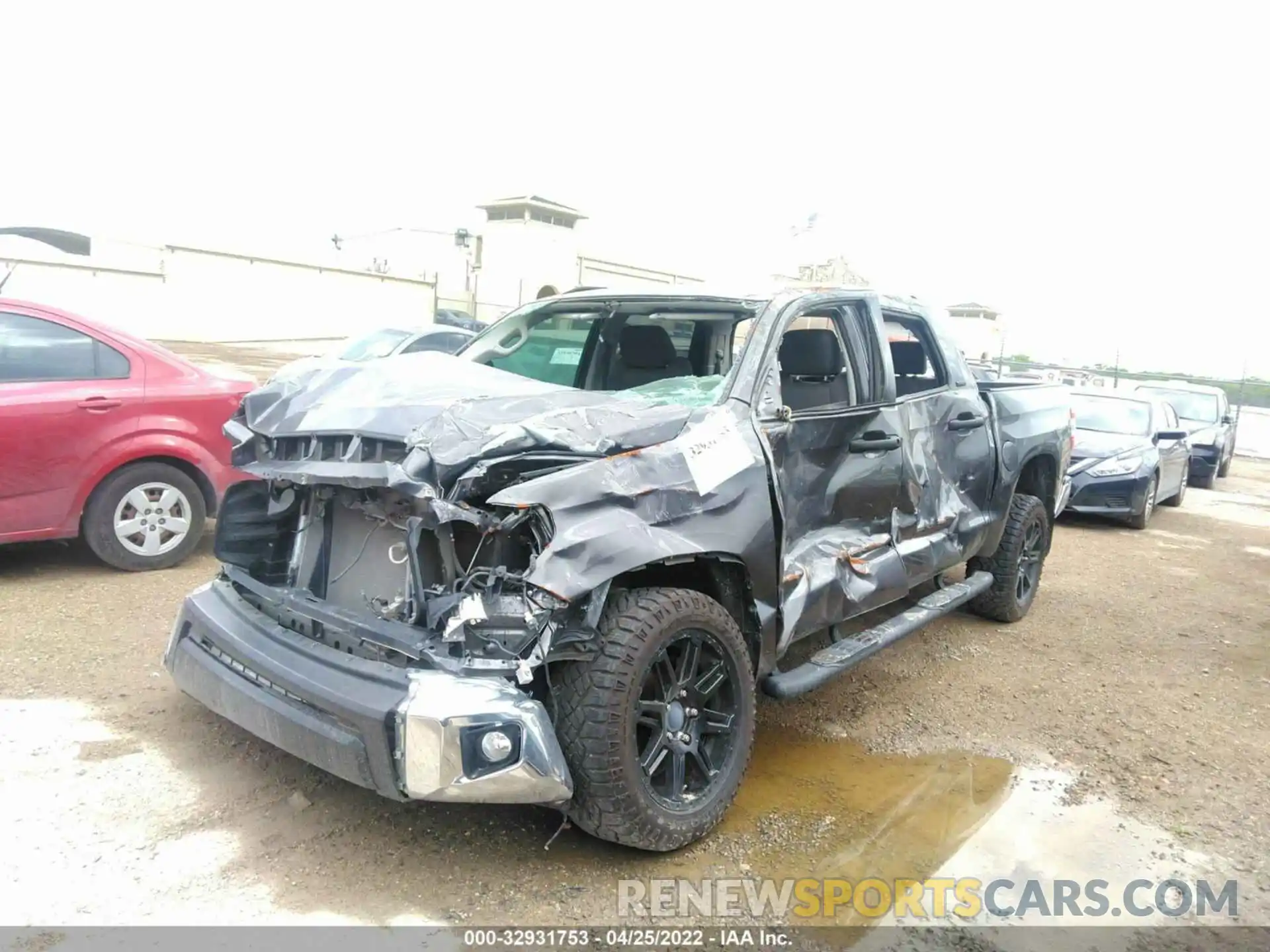 2 Photograph of a damaged car 5TFDY5F11LX872318 TOYOTA TUNDRA 4WD 2020