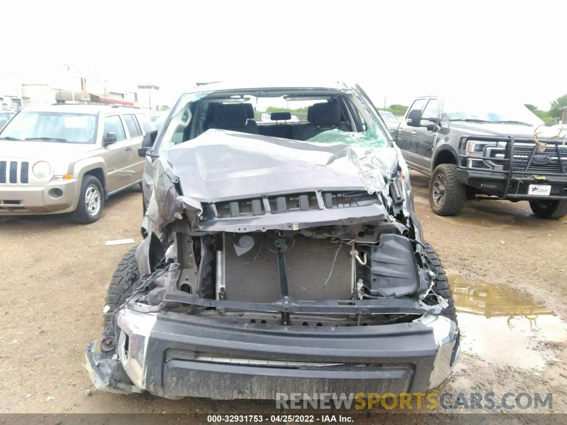 6 Photograph of a damaged car 5TFDY5F11LX872318 TOYOTA TUNDRA 4WD 2020