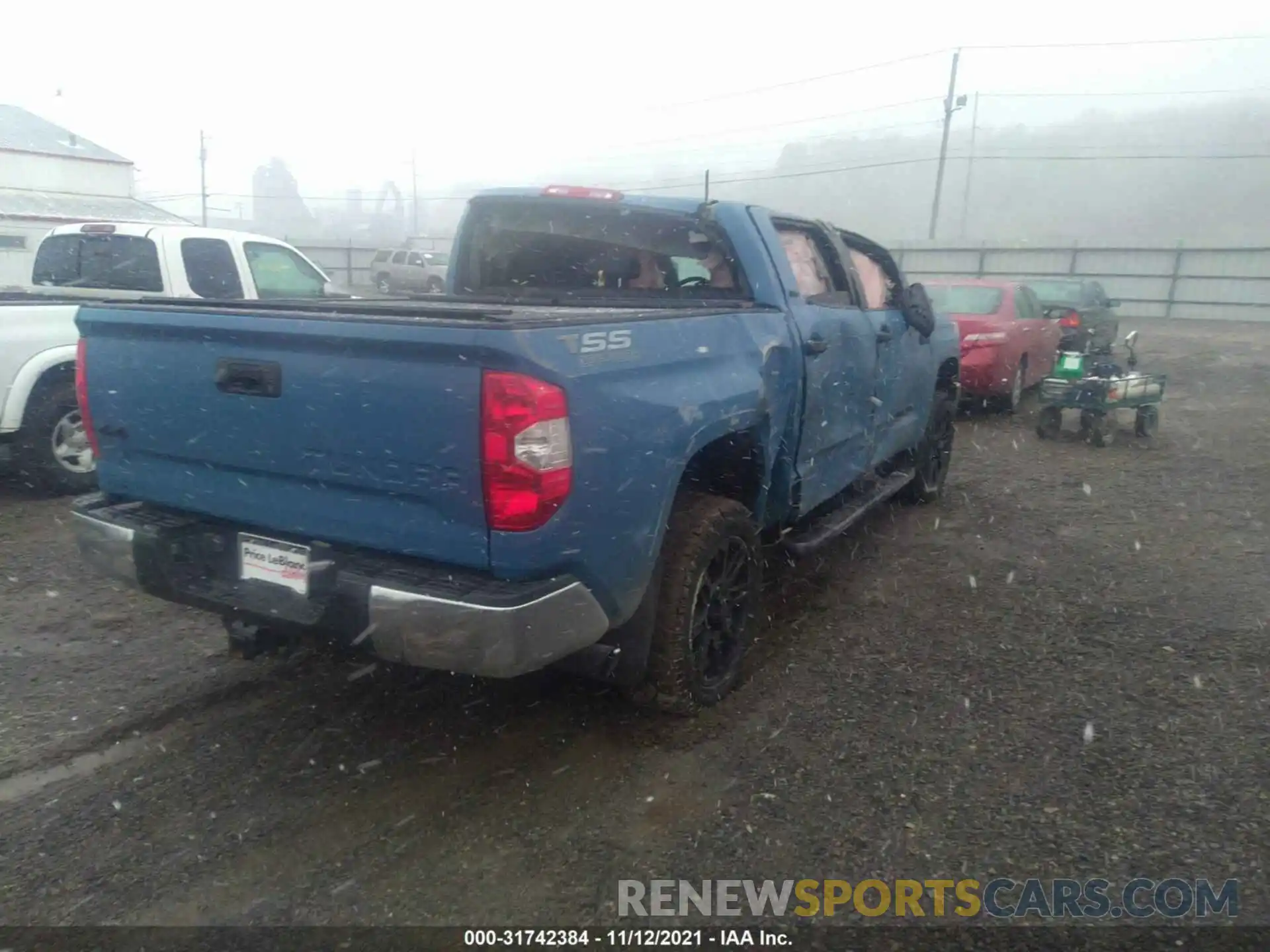 4 Photograph of a damaged car 5TFDY5F11LX879446 TOYOTA TUNDRA 4WD 2020