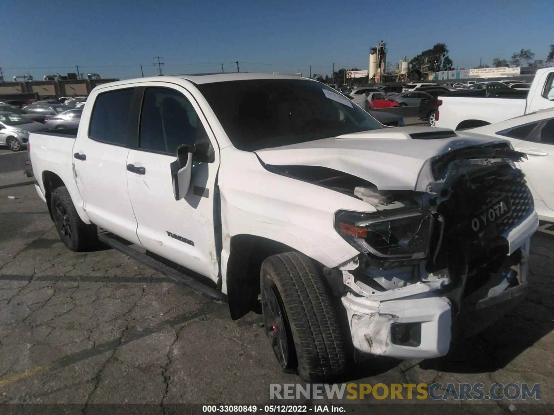 1 Photograph of a damaged car 5TFDY5F11LX896246 TOYOTA TUNDRA 4WD 2020