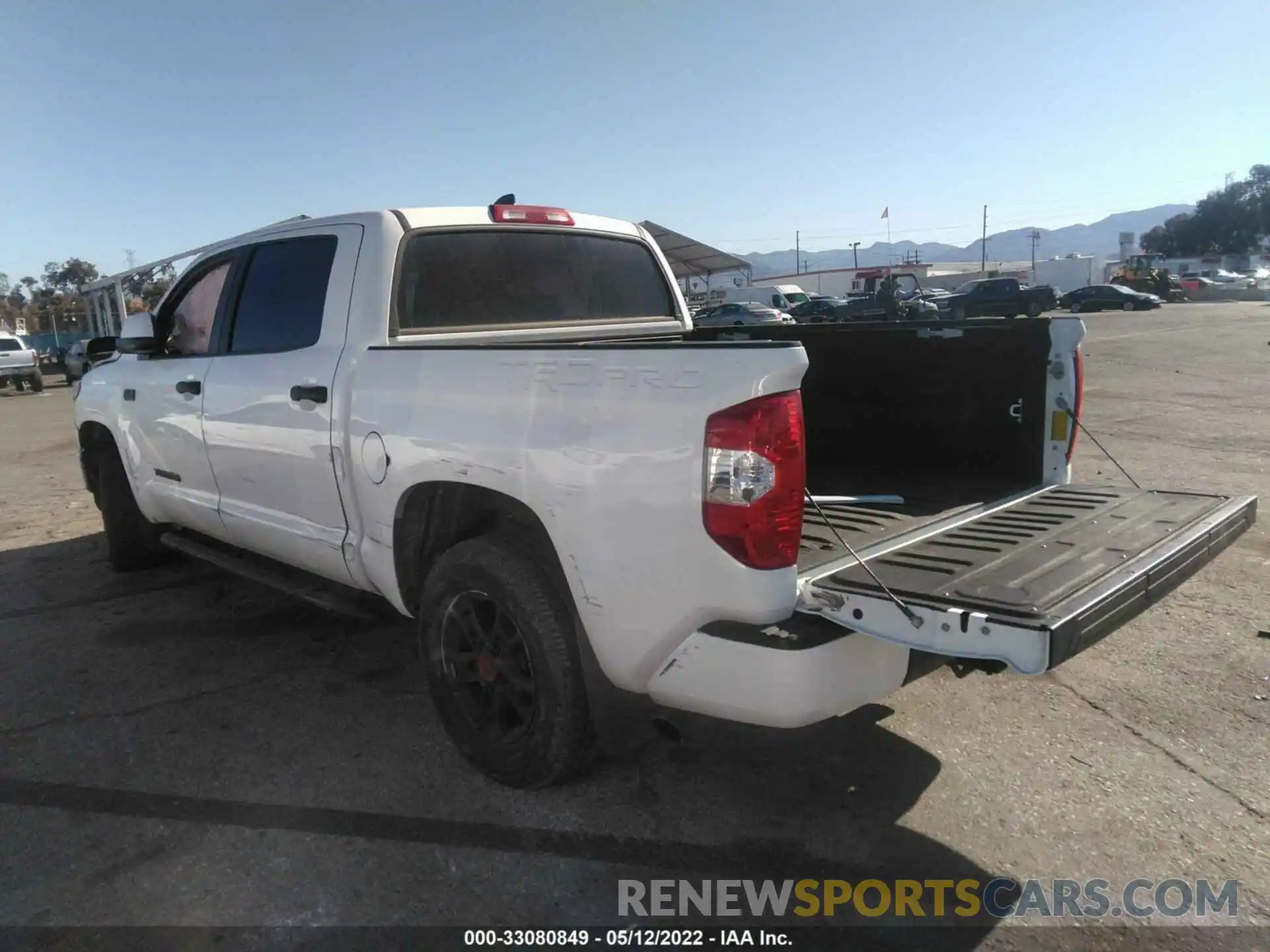 3 Photograph of a damaged car 5TFDY5F11LX896246 TOYOTA TUNDRA 4WD 2020