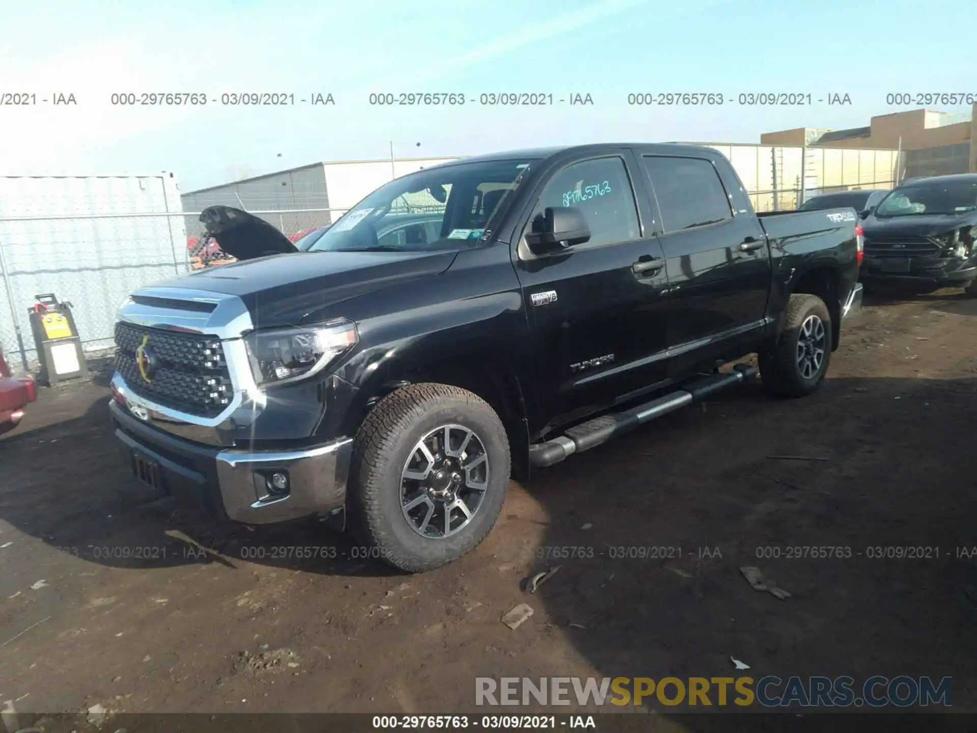 2 Фотография поврежденного автомобиля 5TFDY5F11LX934039 TOYOTA TUNDRA 4WD 2020