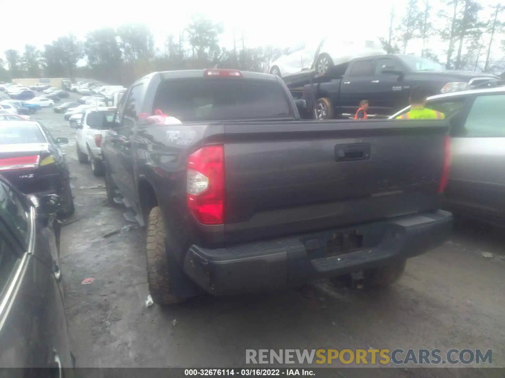 3 Photograph of a damaged car 5TFDY5F11LX950743 TOYOTA TUNDRA 4WD 2020