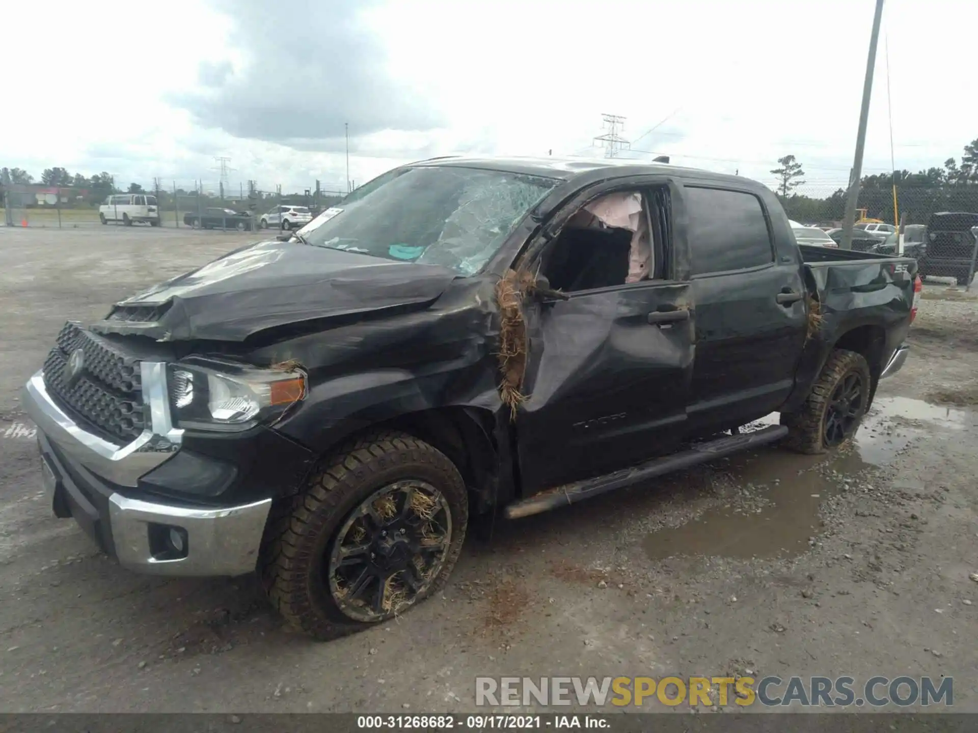 2 Photograph of a damaged car 5TFDY5F12LX871338 TOYOTA TUNDRA 4WD 2020