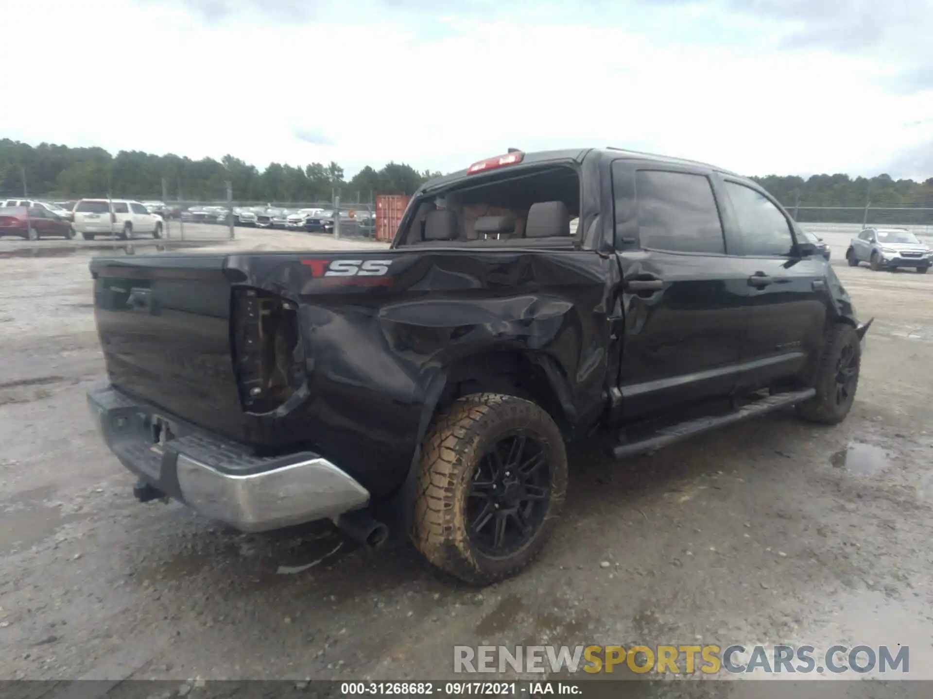 4 Photograph of a damaged car 5TFDY5F12LX871338 TOYOTA TUNDRA 4WD 2020