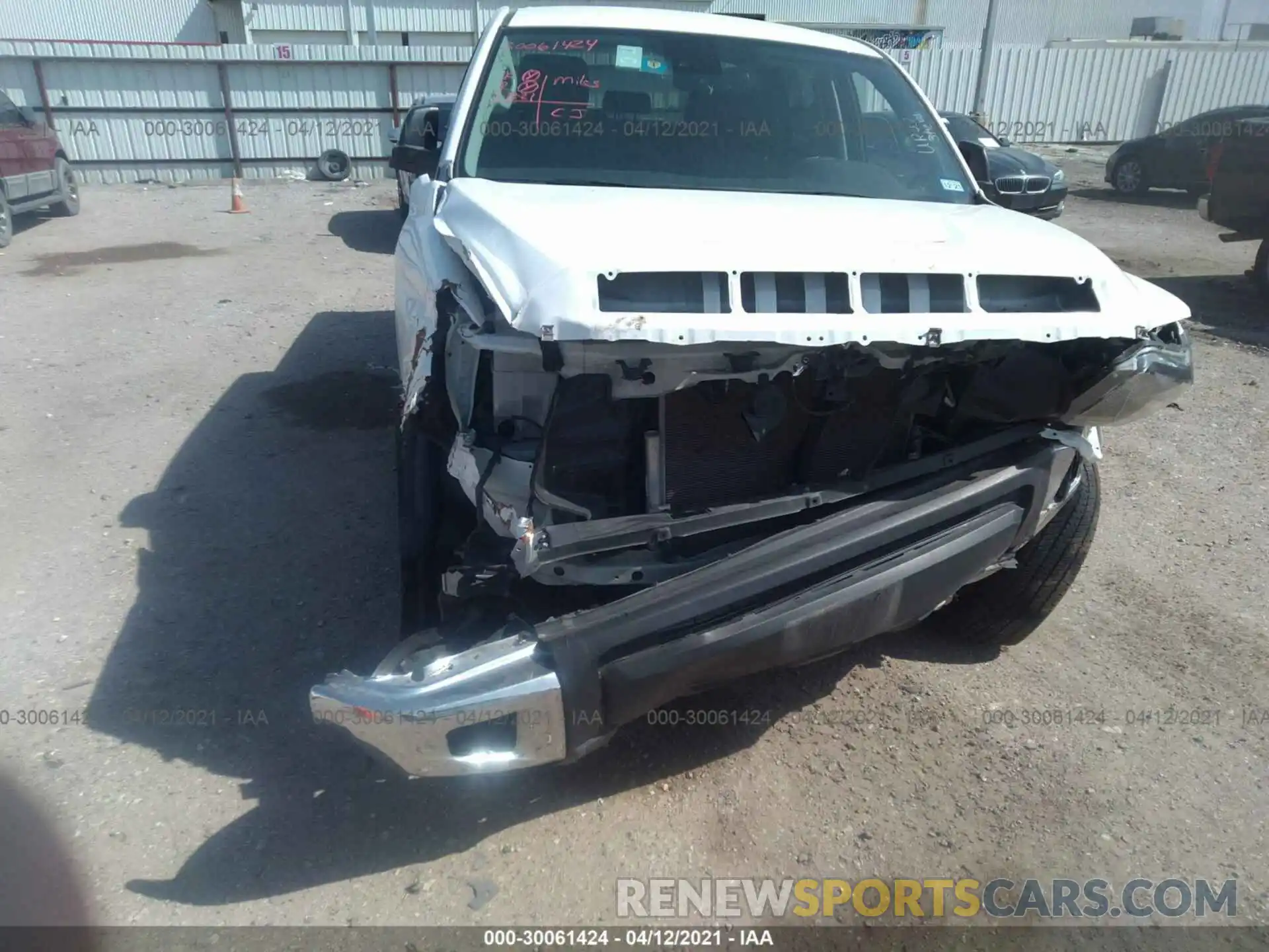 6 Photograph of a damaged car 5TFDY5F12LX917587 TOYOTA TUNDRA 4WD 2020