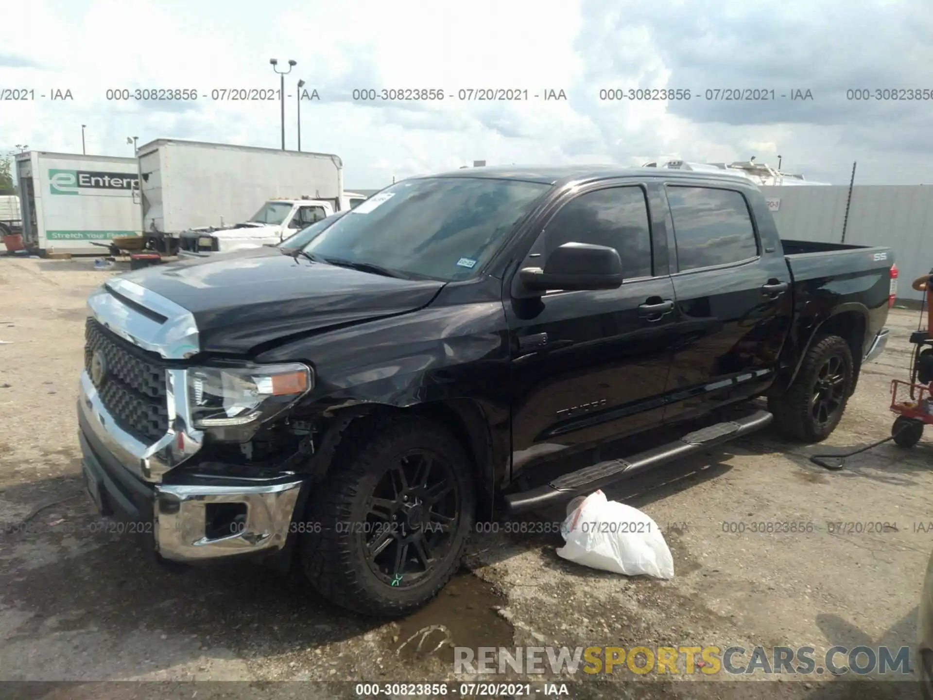 2 Photograph of a damaged car 5TFDY5F12LX918271 TOYOTA TUNDRA 4WD 2020