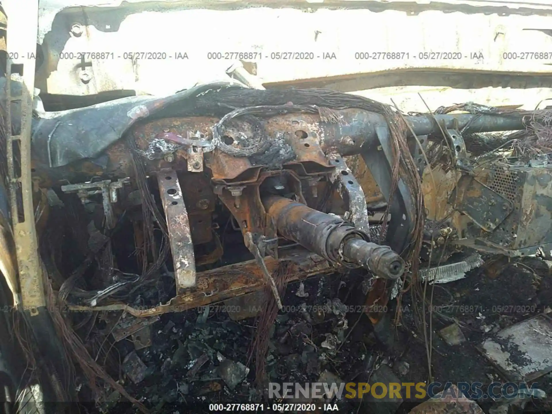 7 Photograph of a damaged car 5TFDY5F12LX933112 TOYOTA TUNDRA 4WD 2020