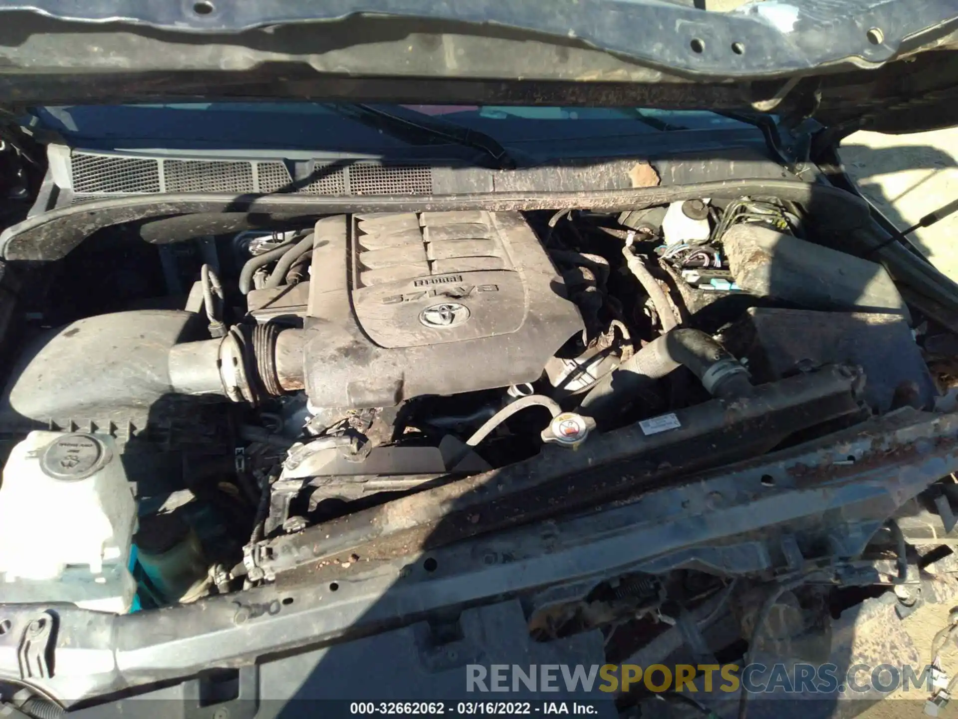 10 Photograph of a damaged car 5TFDY5F13LX882784 TOYOTA TUNDRA 4WD 2020