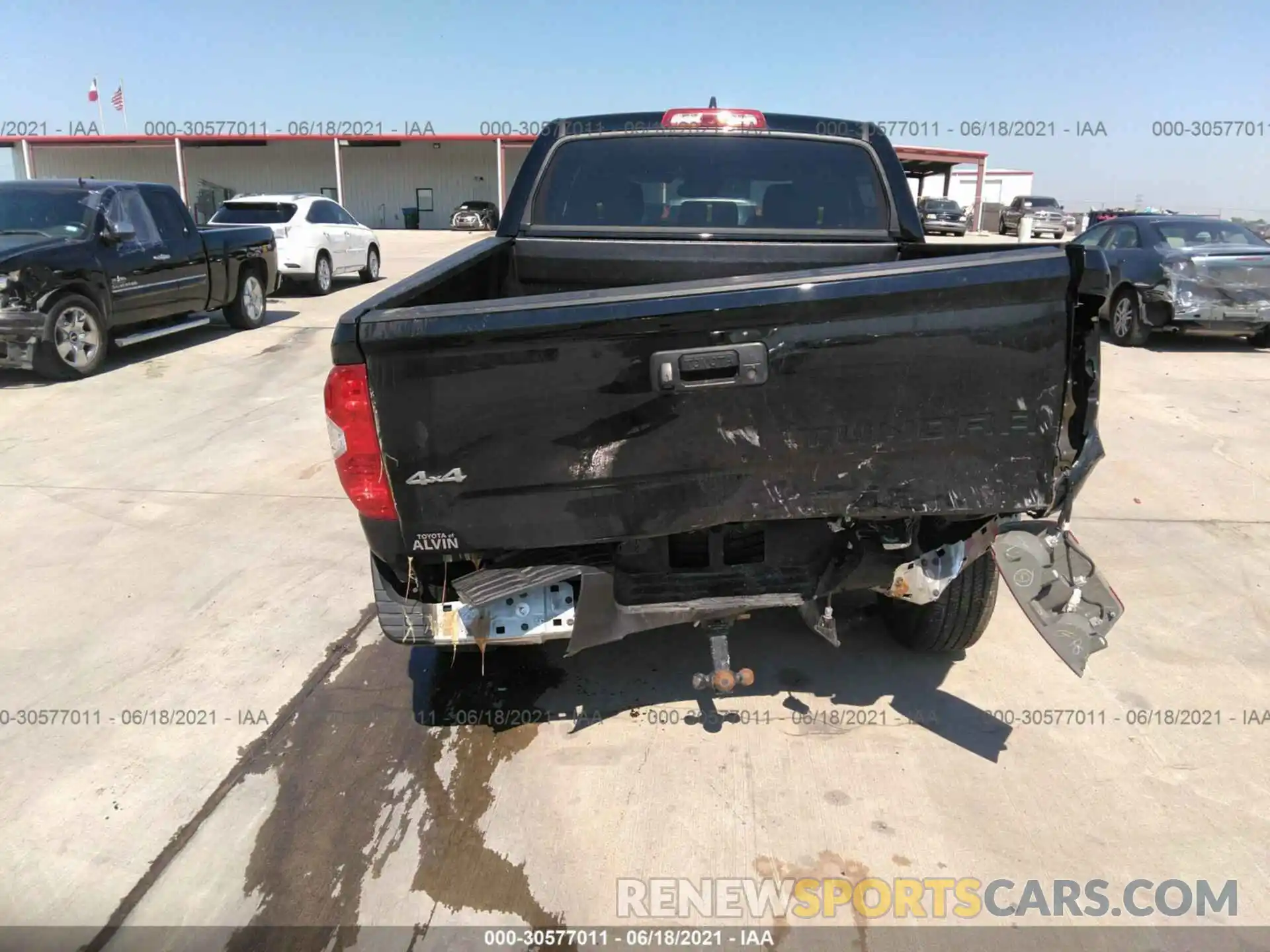 6 Photograph of a damaged car 5TFDY5F13LX887578 TOYOTA TUNDRA 4WD 2020