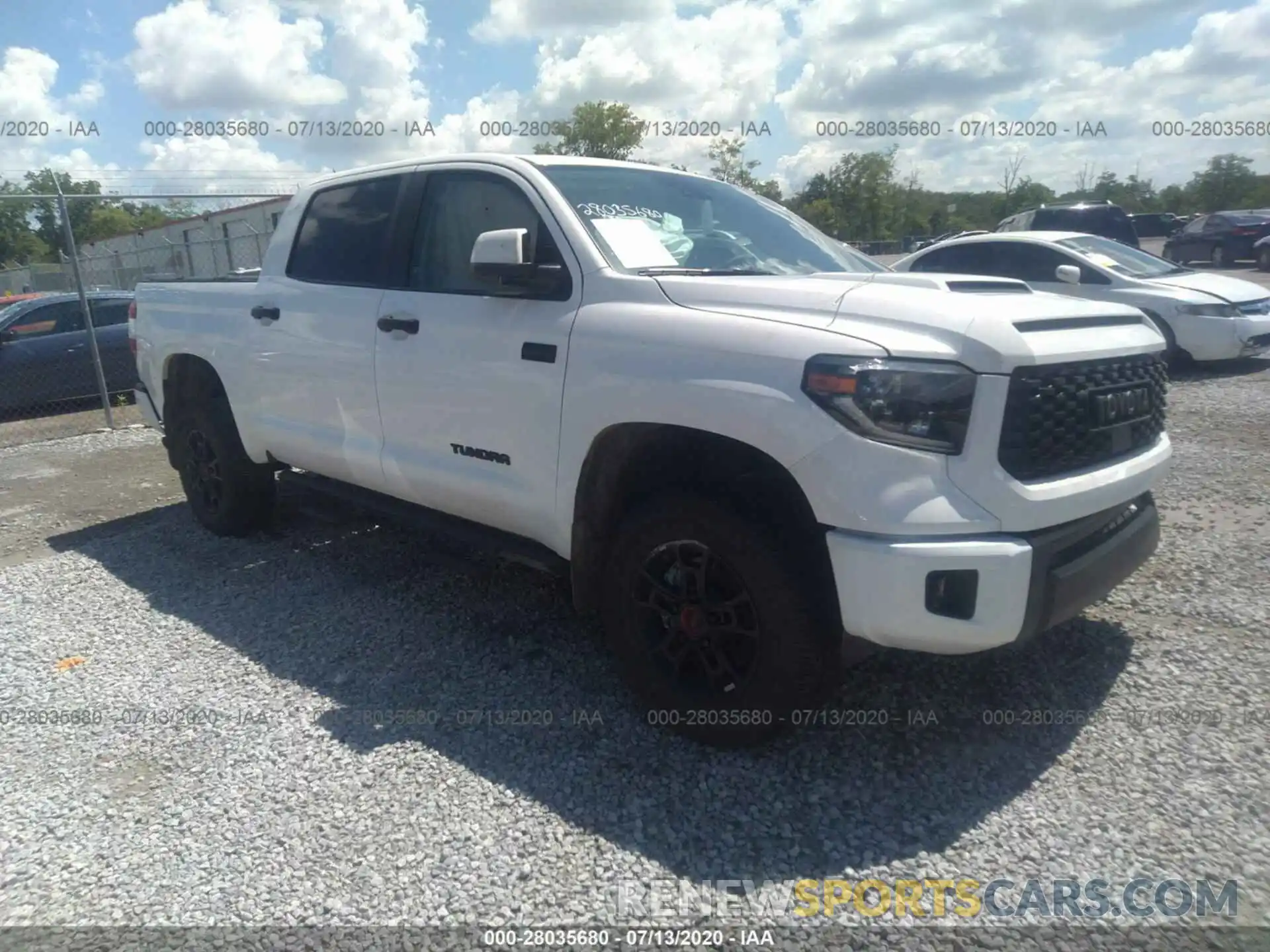 1 Photograph of a damaged car 5TFDY5F13LX918411 TOYOTA TUNDRA 4WD 2020