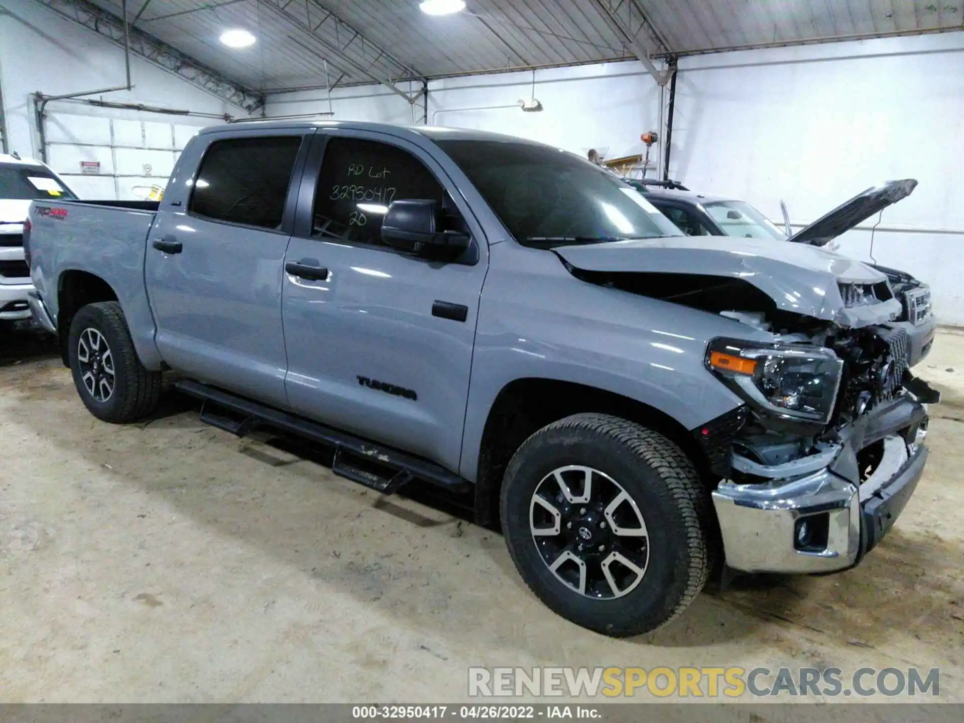 1 Photograph of a damaged car 5TFDY5F13LX939694 TOYOTA TUNDRA 4WD 2020