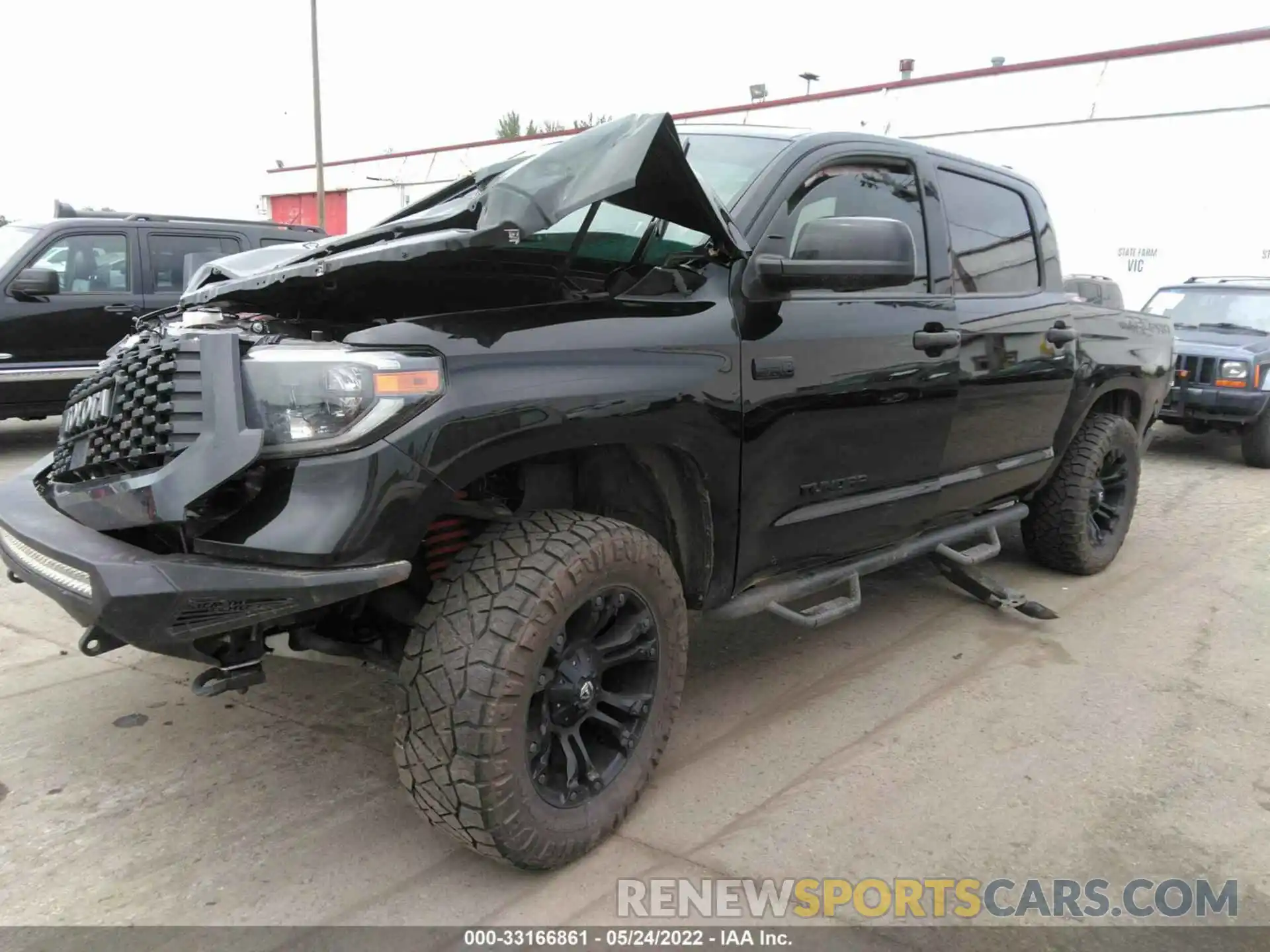 2 Photograph of a damaged car 5TFDY5F14LX894894 TOYOTA TUNDRA 4WD 2020