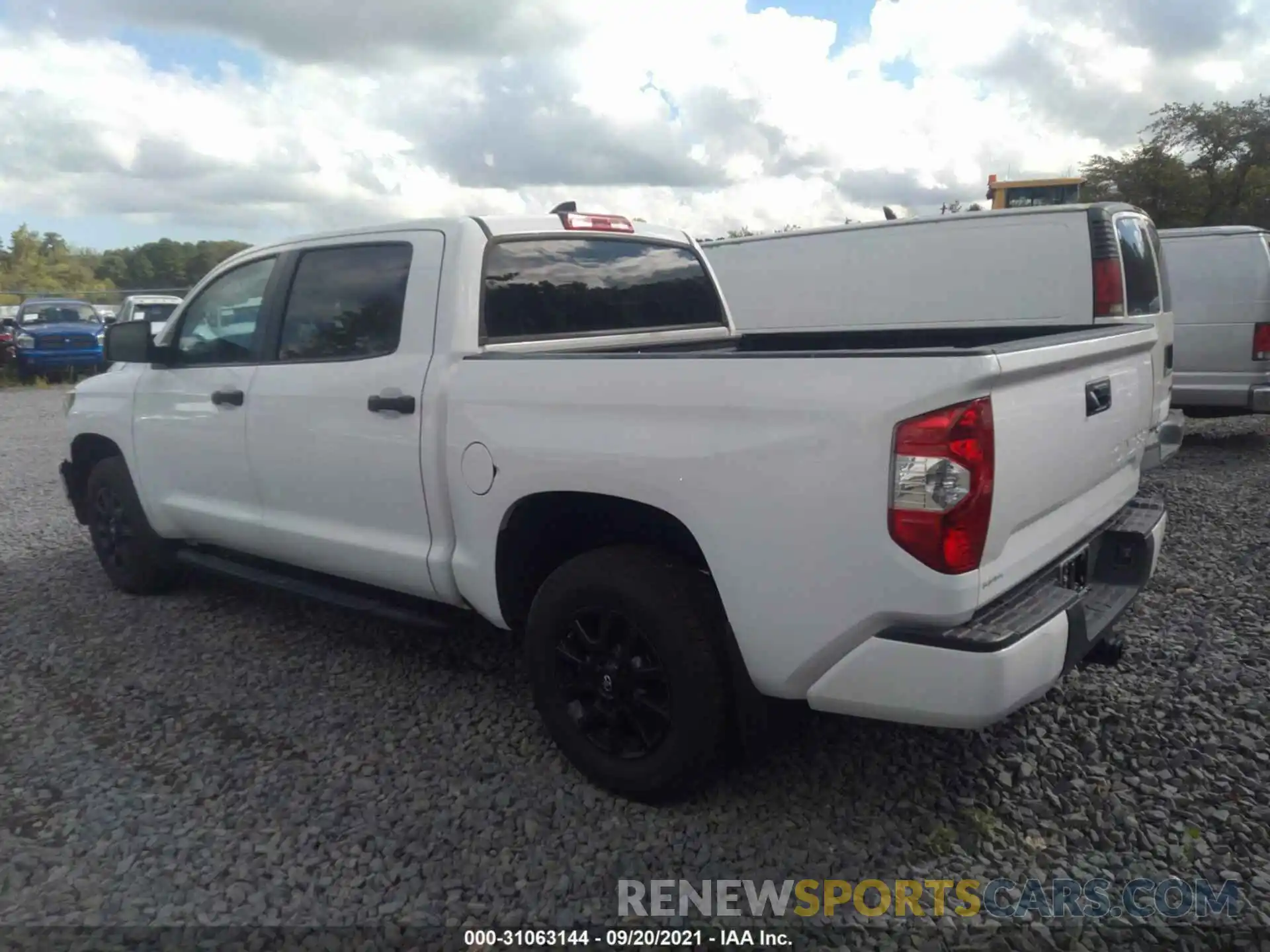 3 Photograph of a damaged car 5TFDY5F14LX912326 TOYOTA TUNDRA 4WD 2020