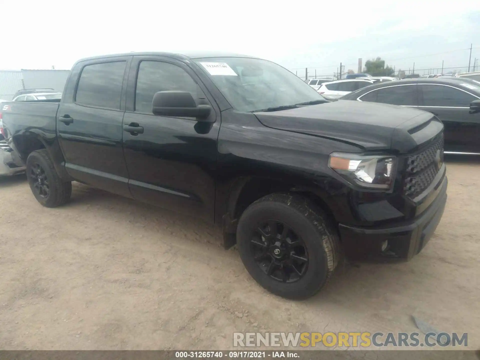 1 Photograph of a damaged car 5TFDY5F14LX927019 TOYOTA TUNDRA 4WD 2020