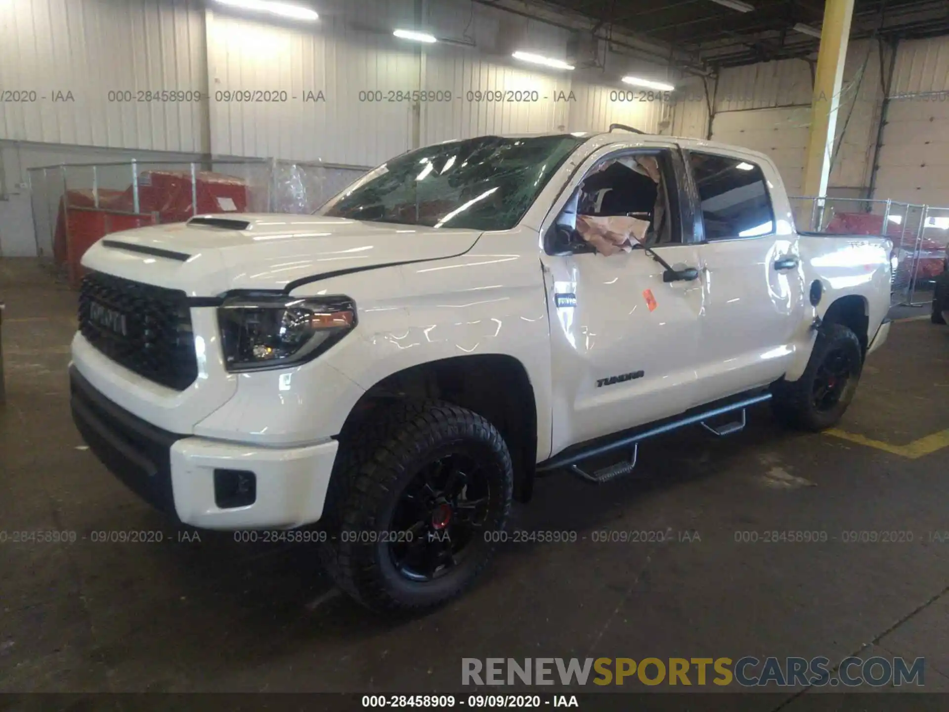 2 Photograph of a damaged car 5TFDY5F14LX930390 TOYOTA TUNDRA 4WD 2020