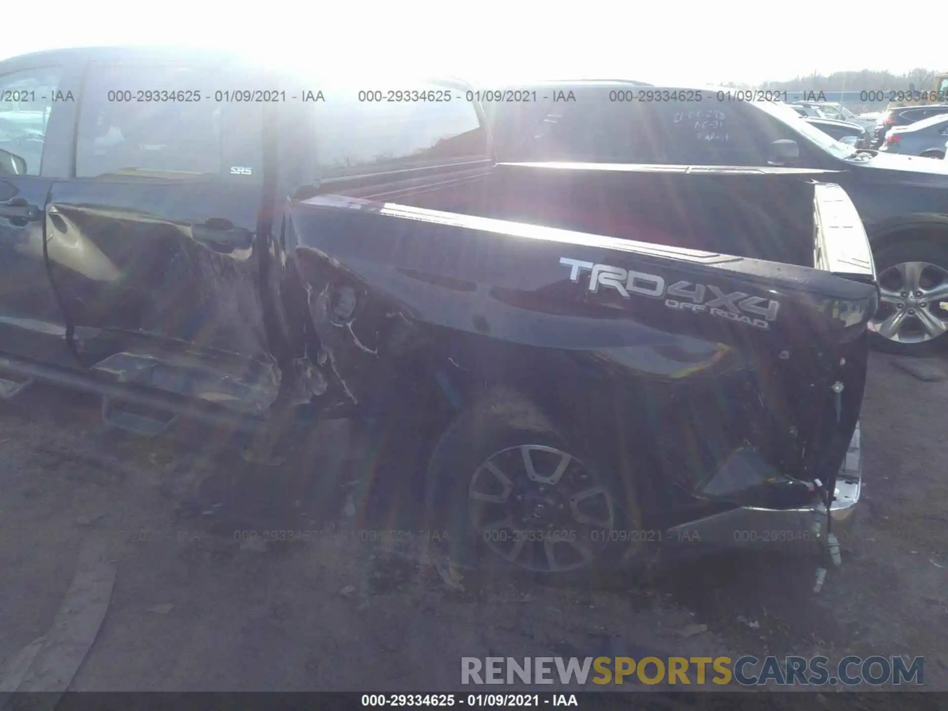 6 Фотография поврежденного автомобиля 5TFDY5F15LX919978 TOYOTA TUNDRA 4WD 2020